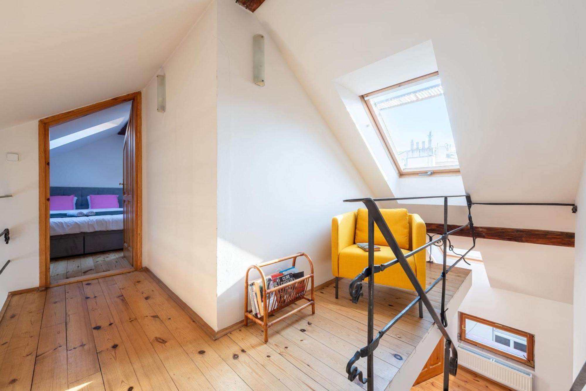 Apartamento Stylish 2-level Near The National Theatre *