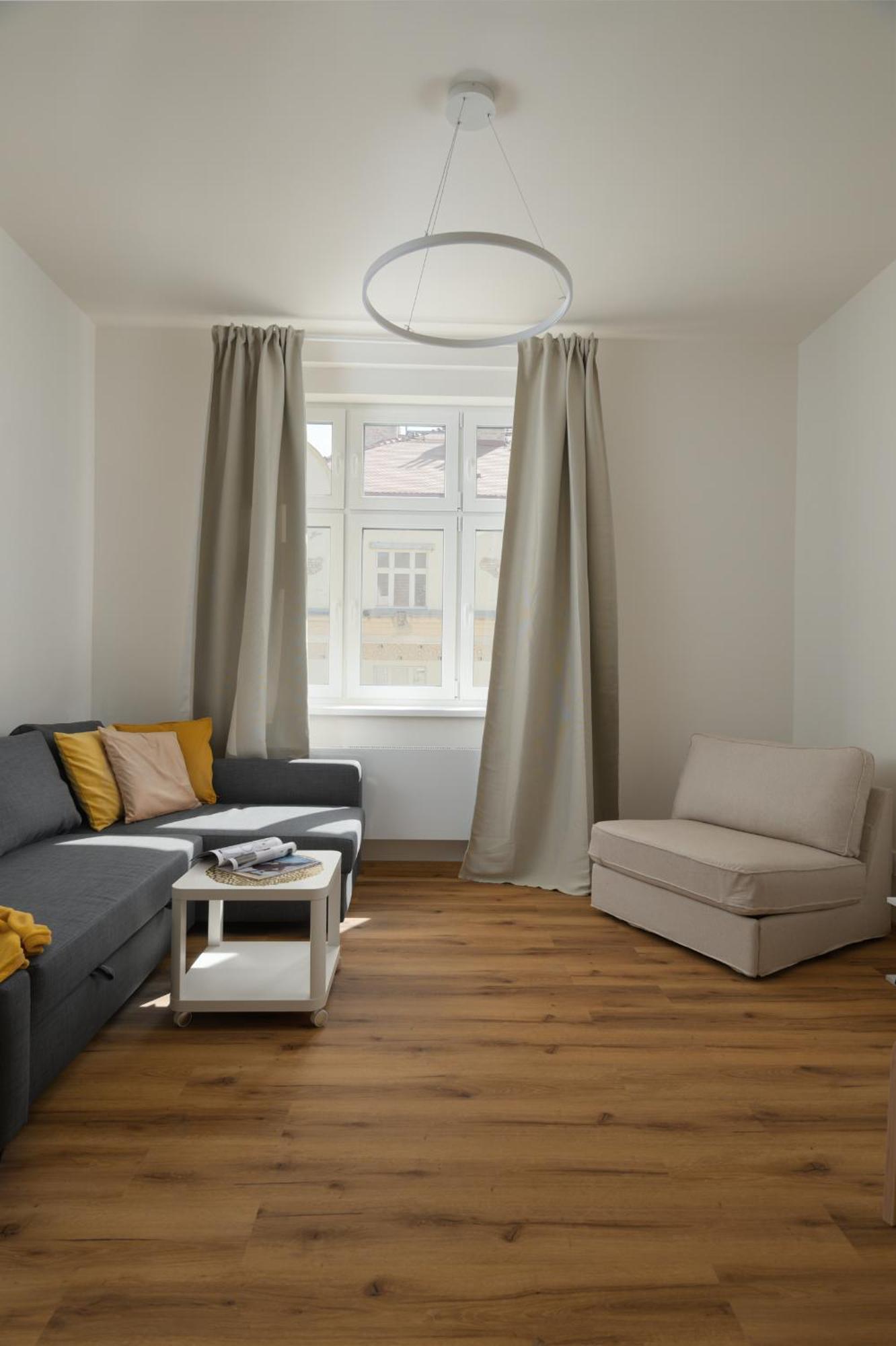 New&modern In Vibrant Area Near Centre! * Prague
