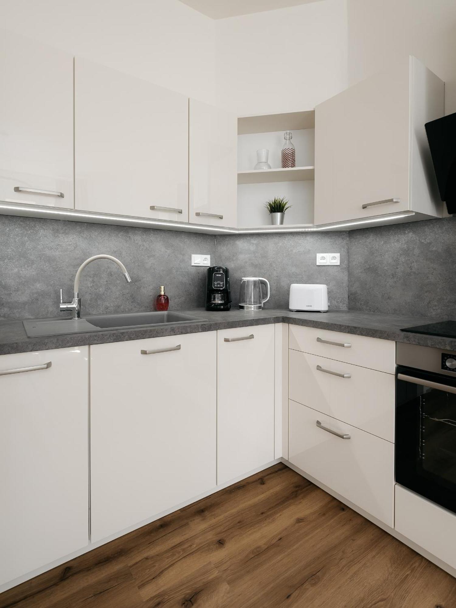 Apartment New&modern In Vibrant Area Near Centre! Prague