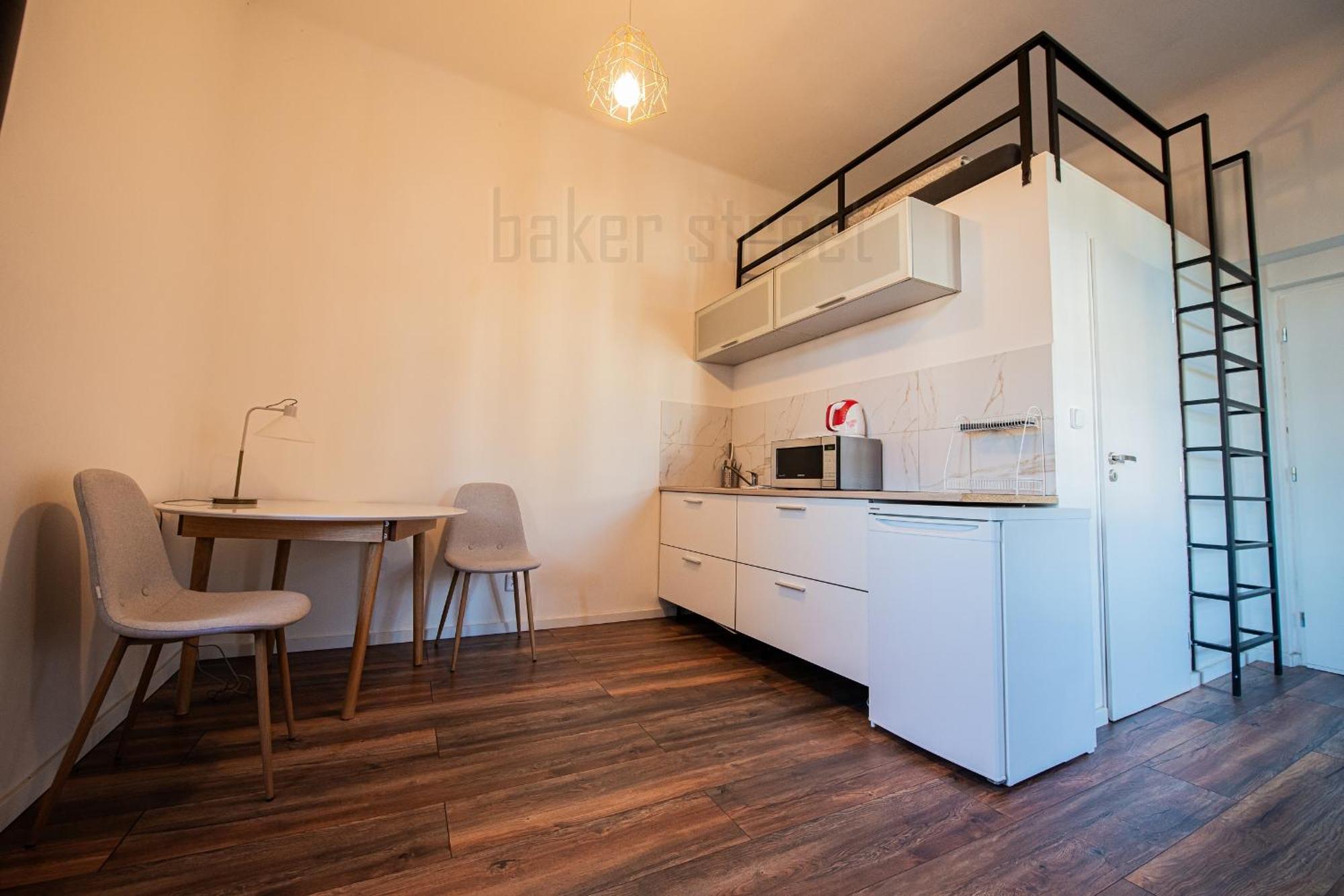 Stylish With Bunk Bed *