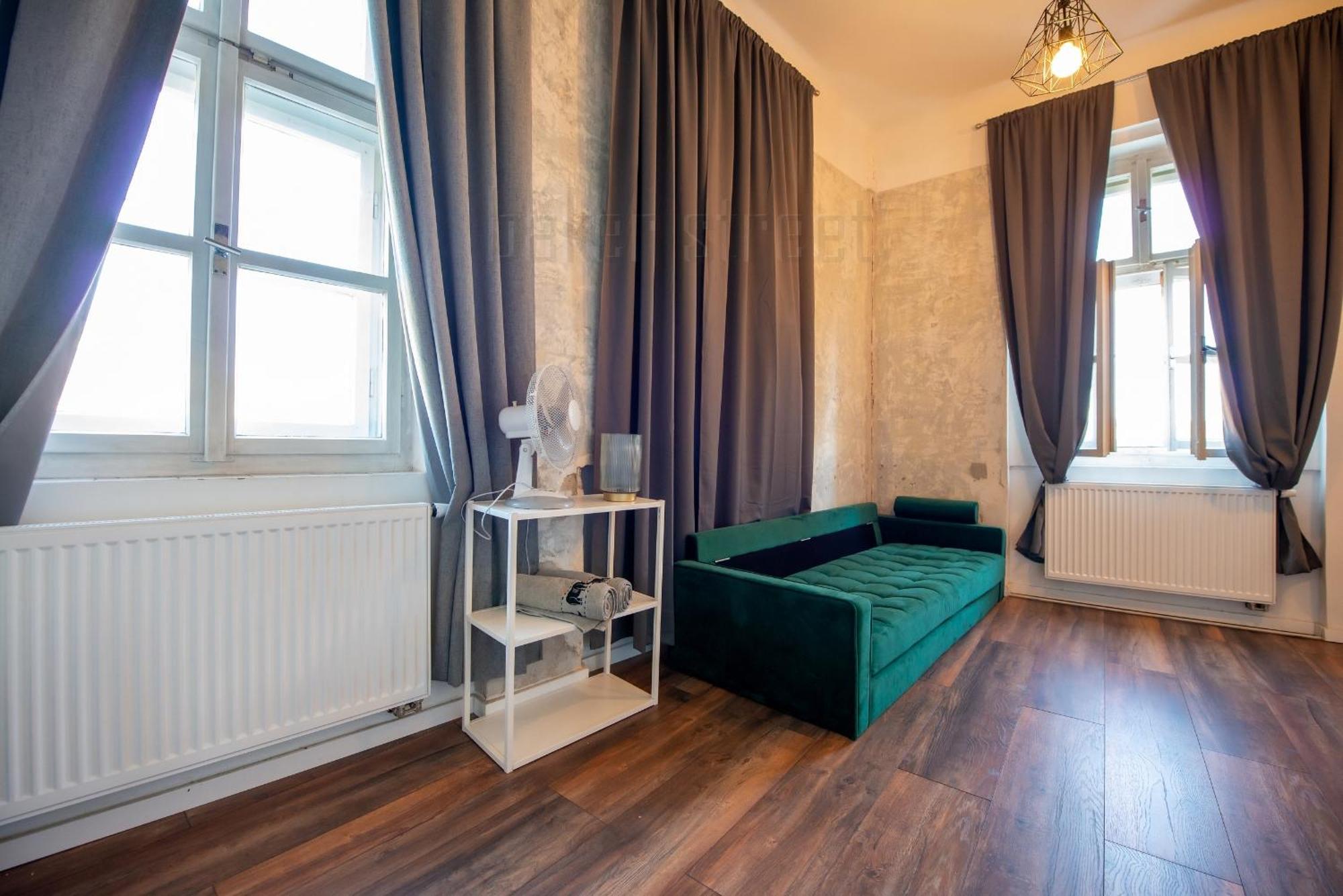 Stylish With Bunk Bed Apartment *