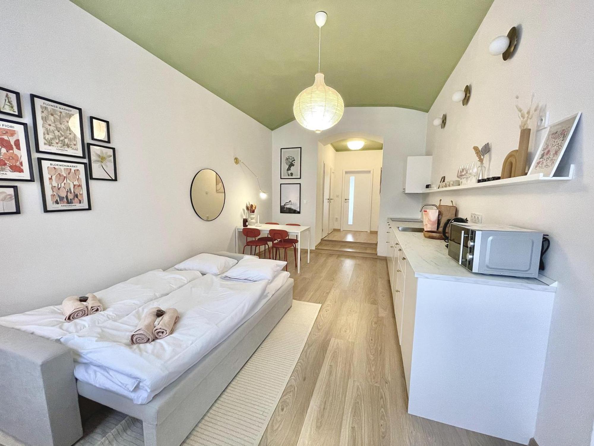 Cozy, Natural Ground Base Apartment, Apartment