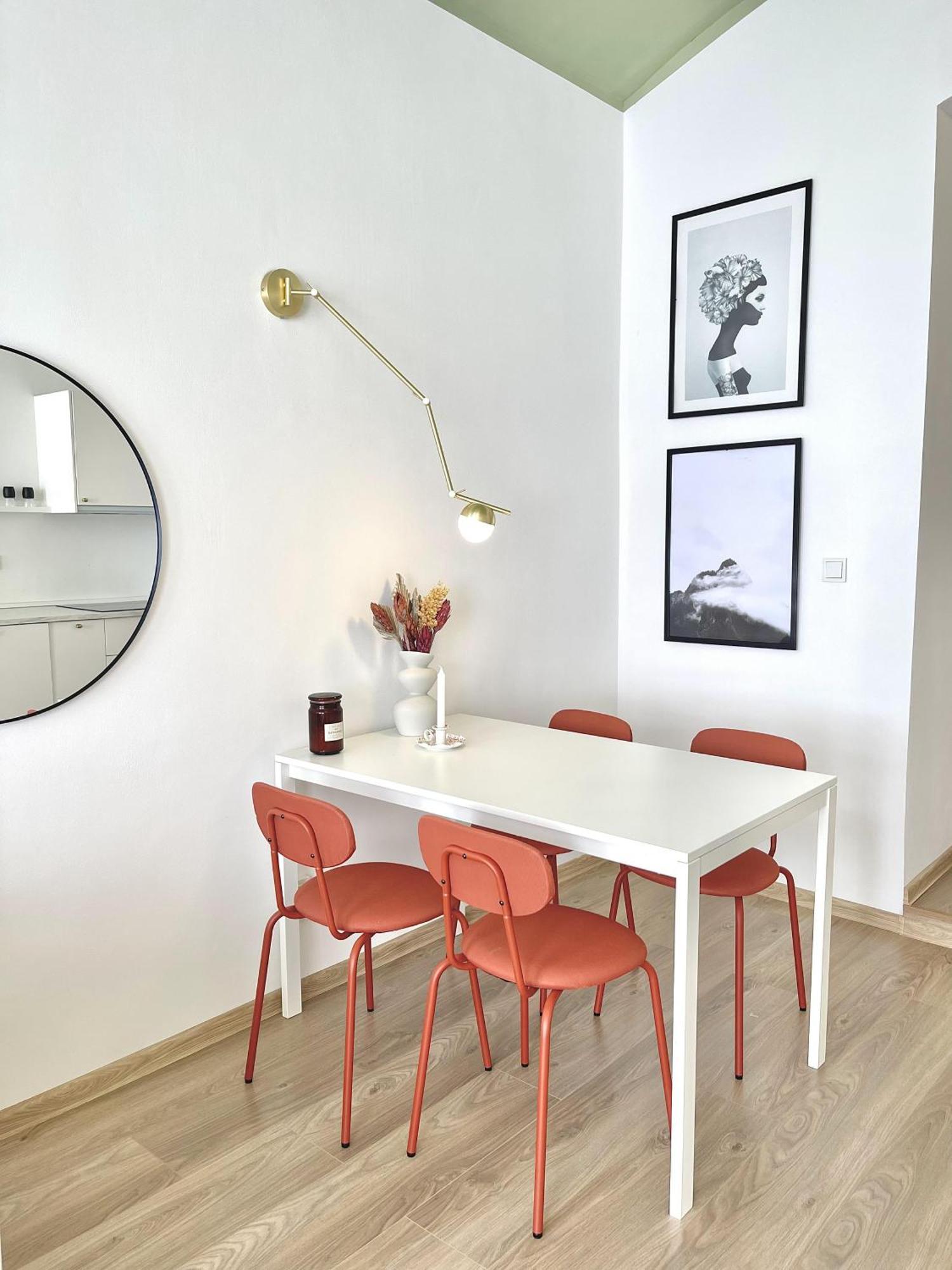 Cozy, Natural Ground Base Apartment, Apartment Prague