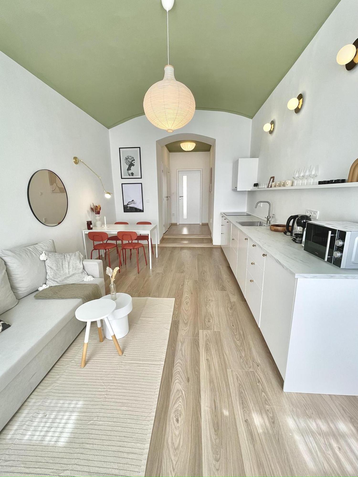 Apartment Cozy, Natural Ground Base Apartment, Prague