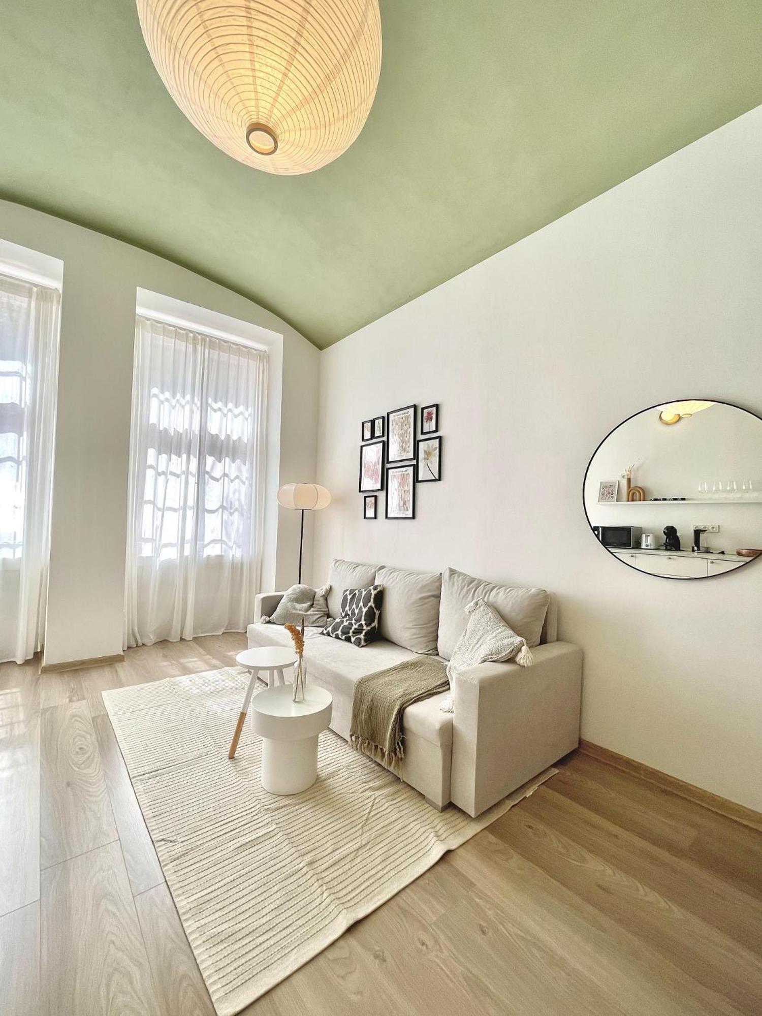 Cozy, Natural Ground Base Apartment, Apartment
