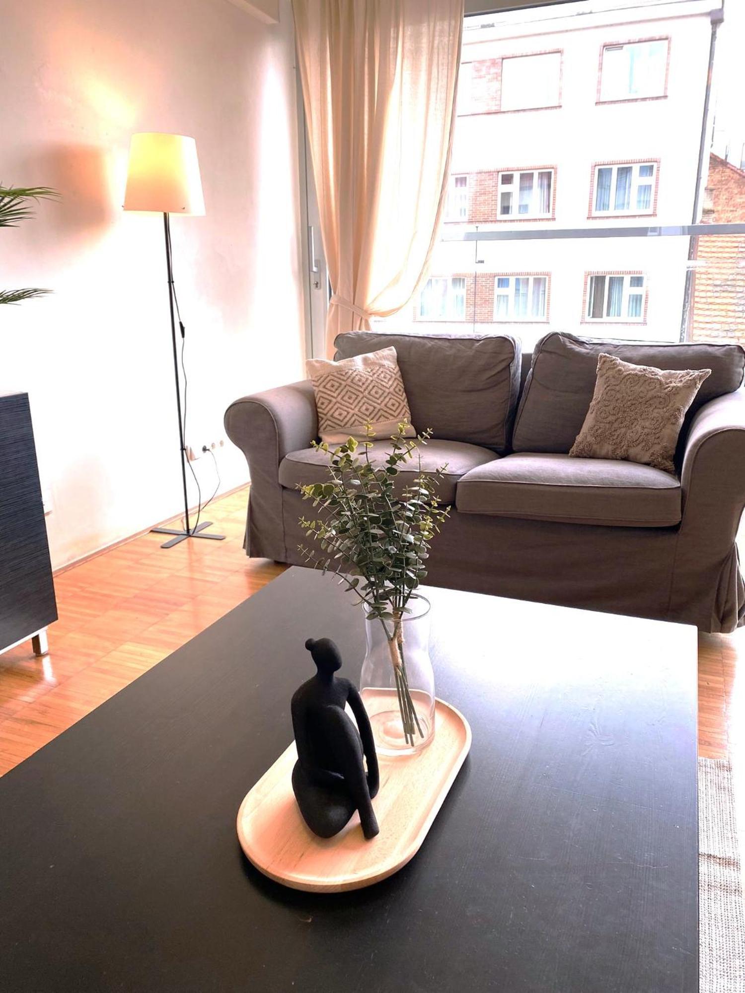 Daire Spacious Near Center With Balcony And Garage Parking