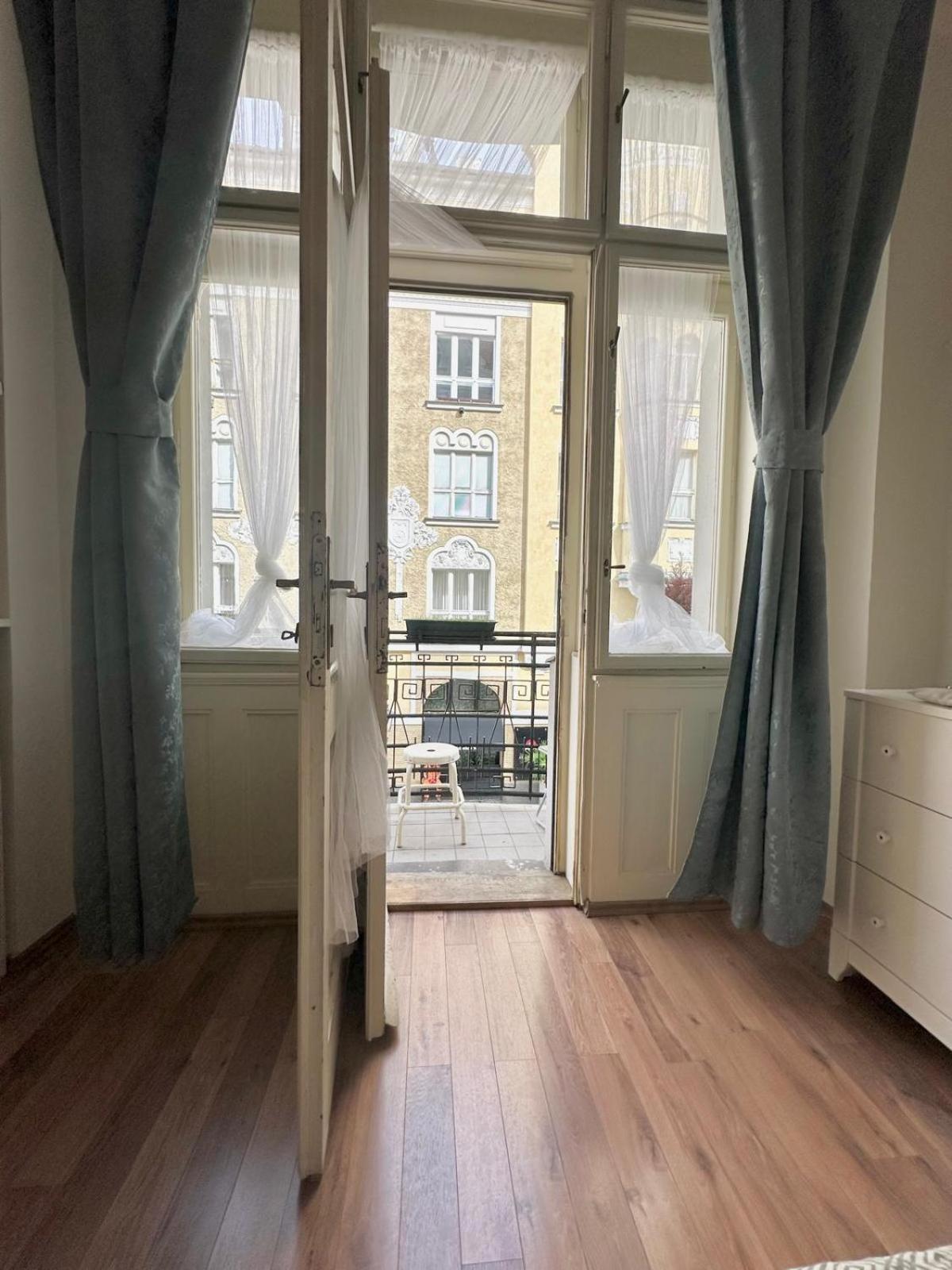 Bilkova Apartment *