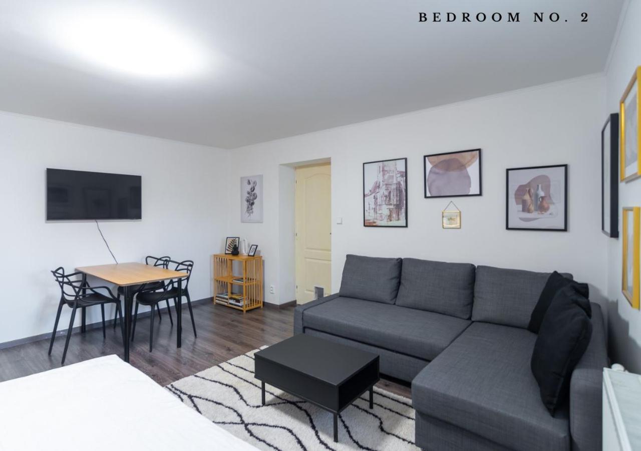 The Bookhouse, 5-bedroom By Castle Appart hôtel Prague
