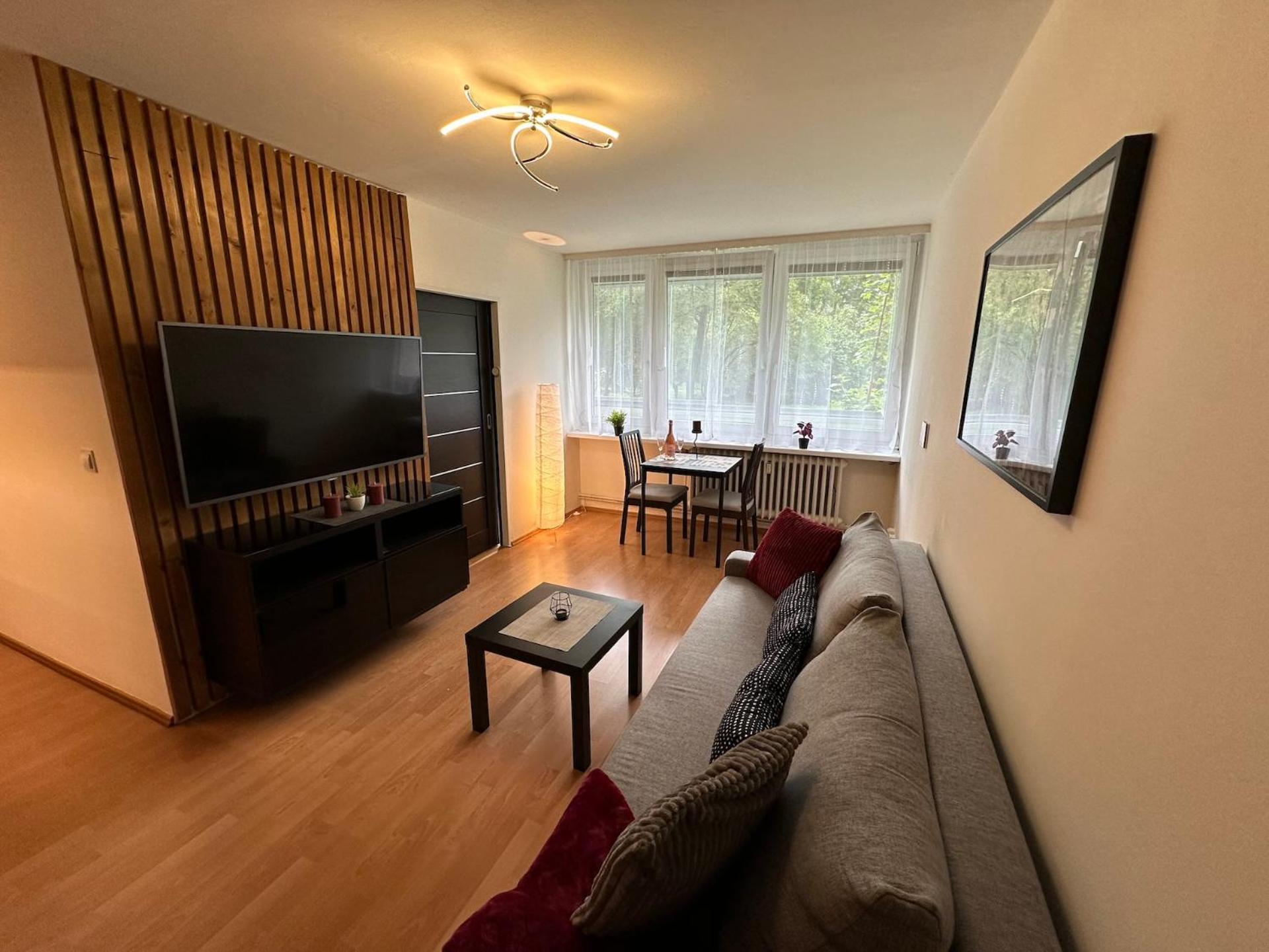 Cozy Near Centre Apartment Prague