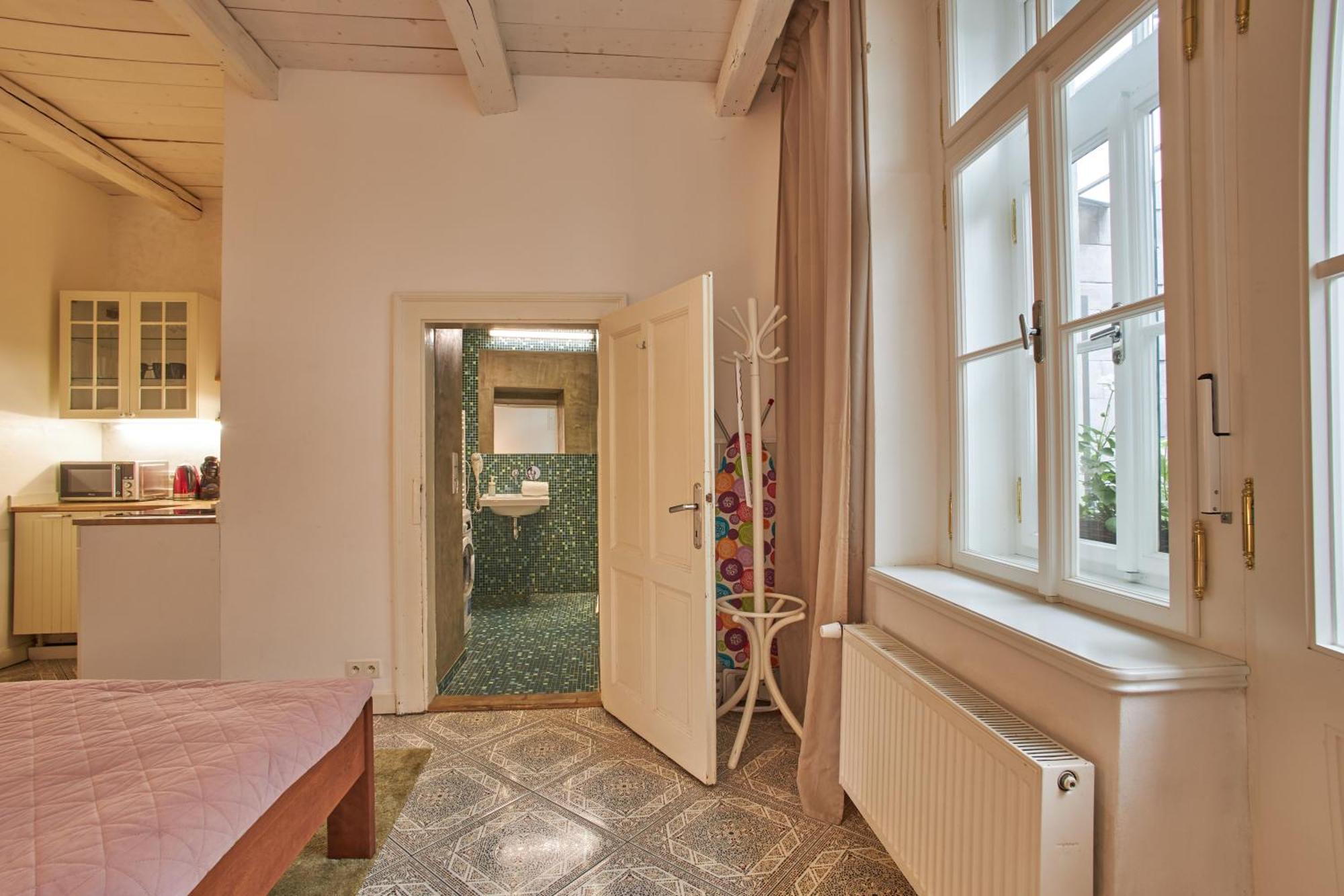 Apartment Jeruzalemska - Synagogue Prague