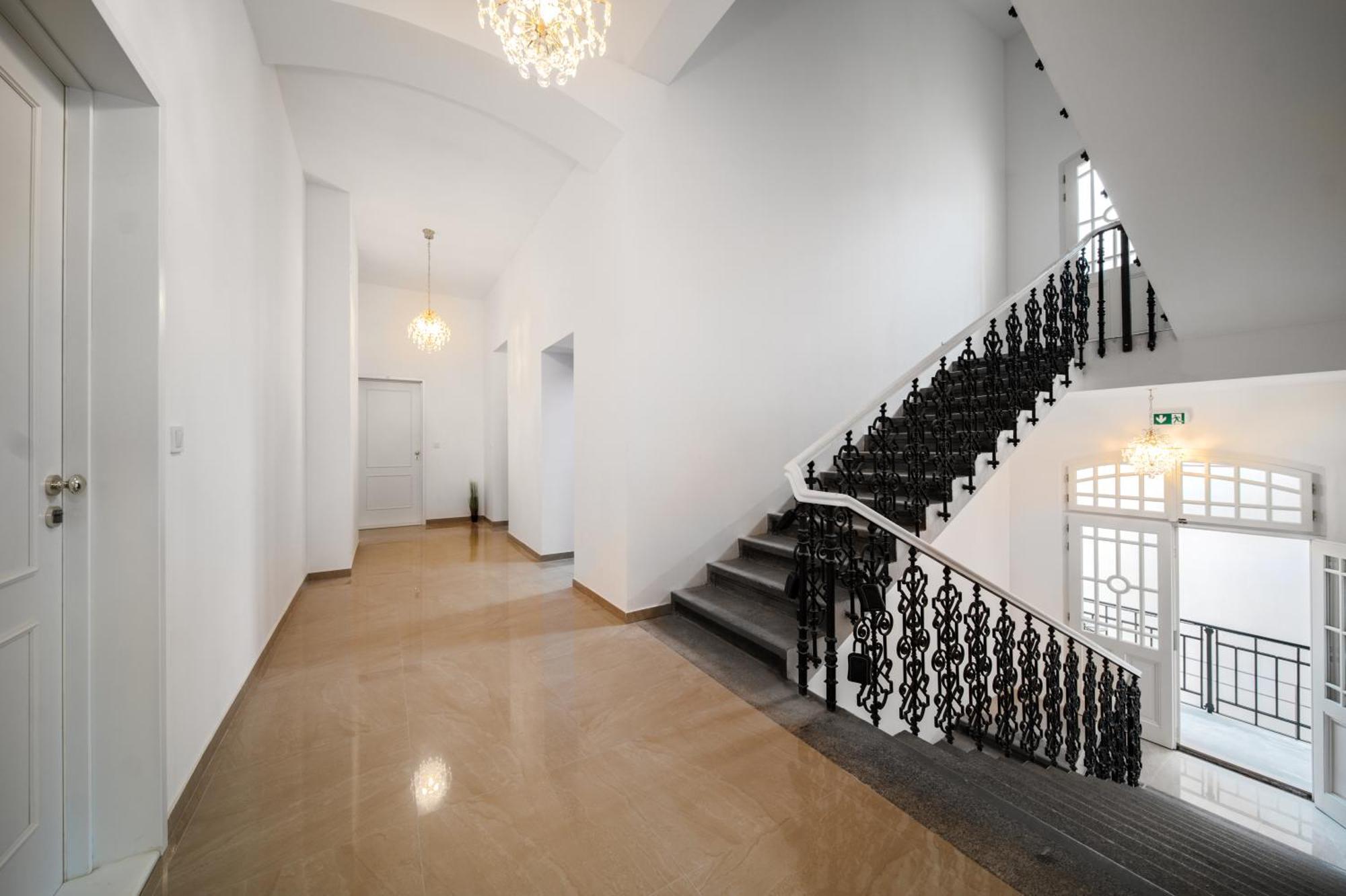 Cavallo Business 2bd Prague