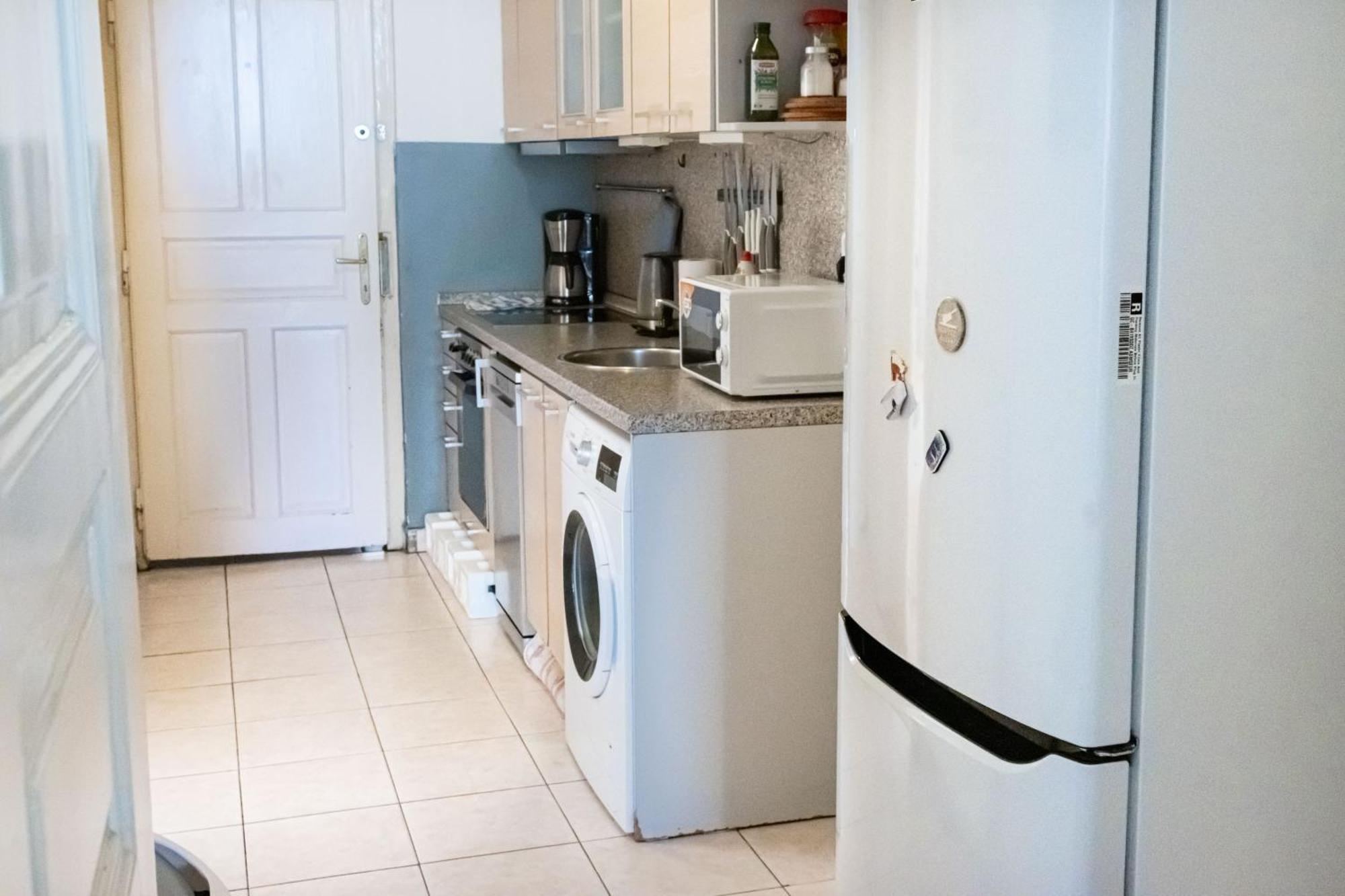 Apartments In Mala Strana - 10 Minutes From Charles Bridge Apartment *
