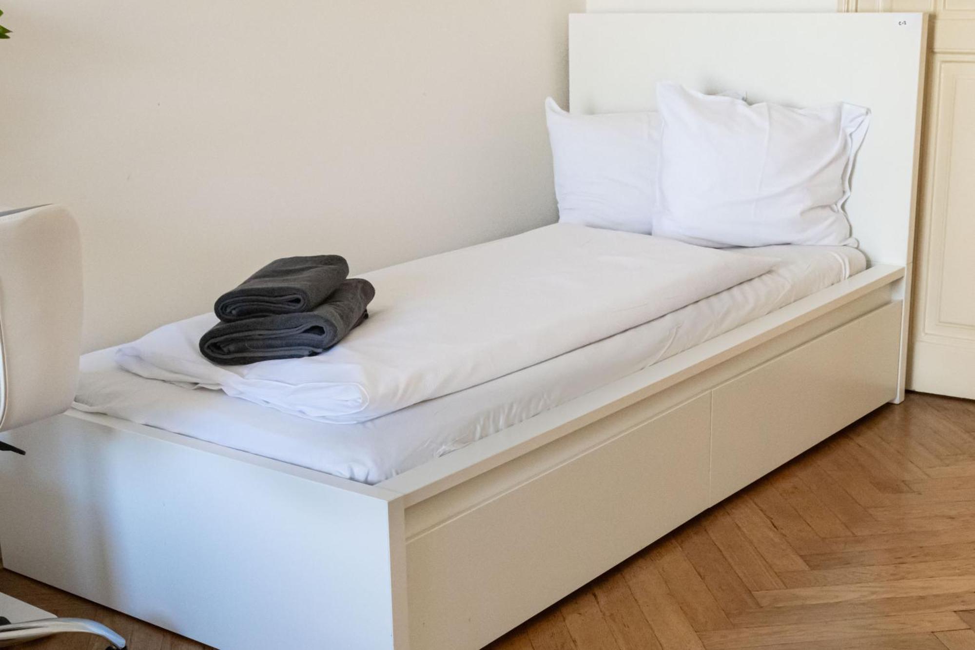Apartments In Mala Strana - 10 Minutes From Charles Bridge * Prague