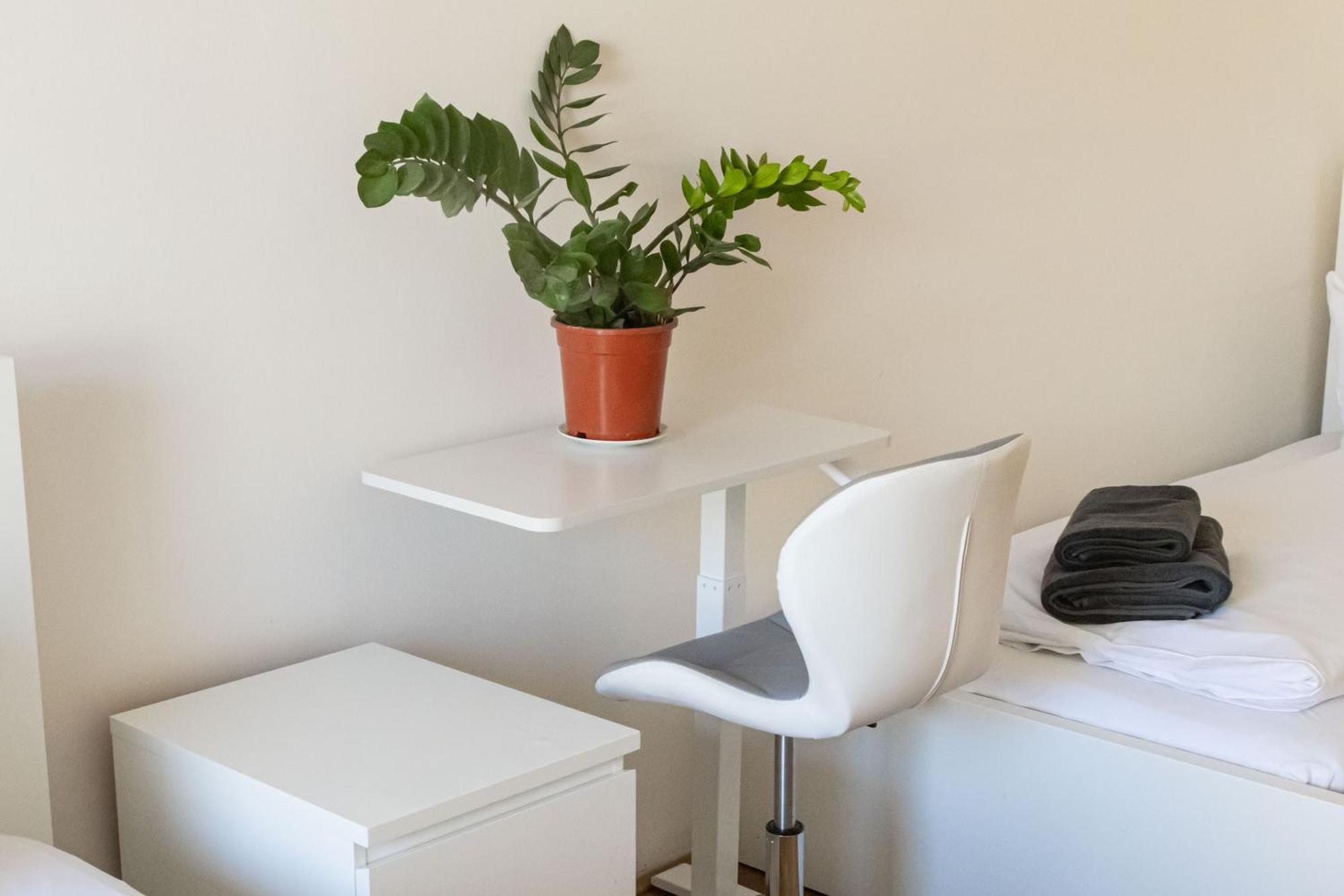 Apartments In Mala Strana - 10 Minutes From Charles Bridge Apartment