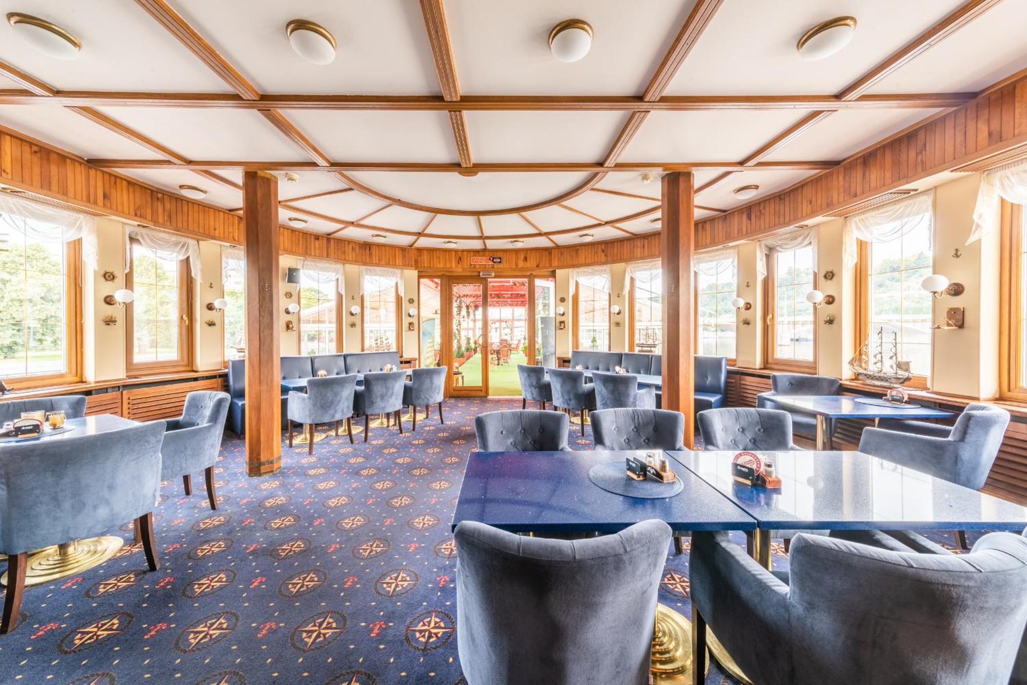 Botel Albatros Prague