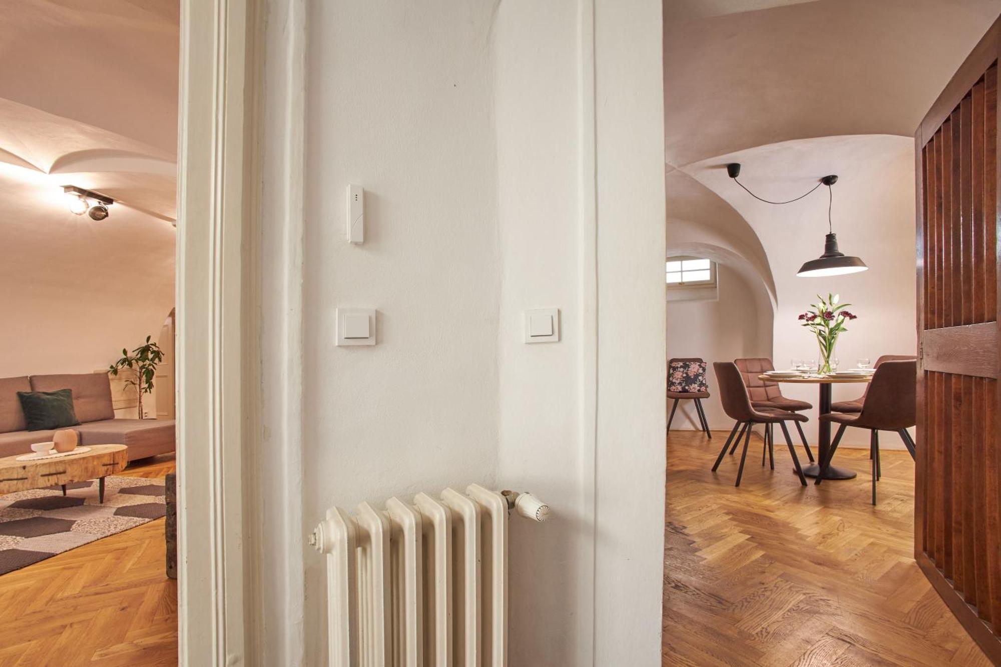 Apart Otel Lazenska N4 Prag