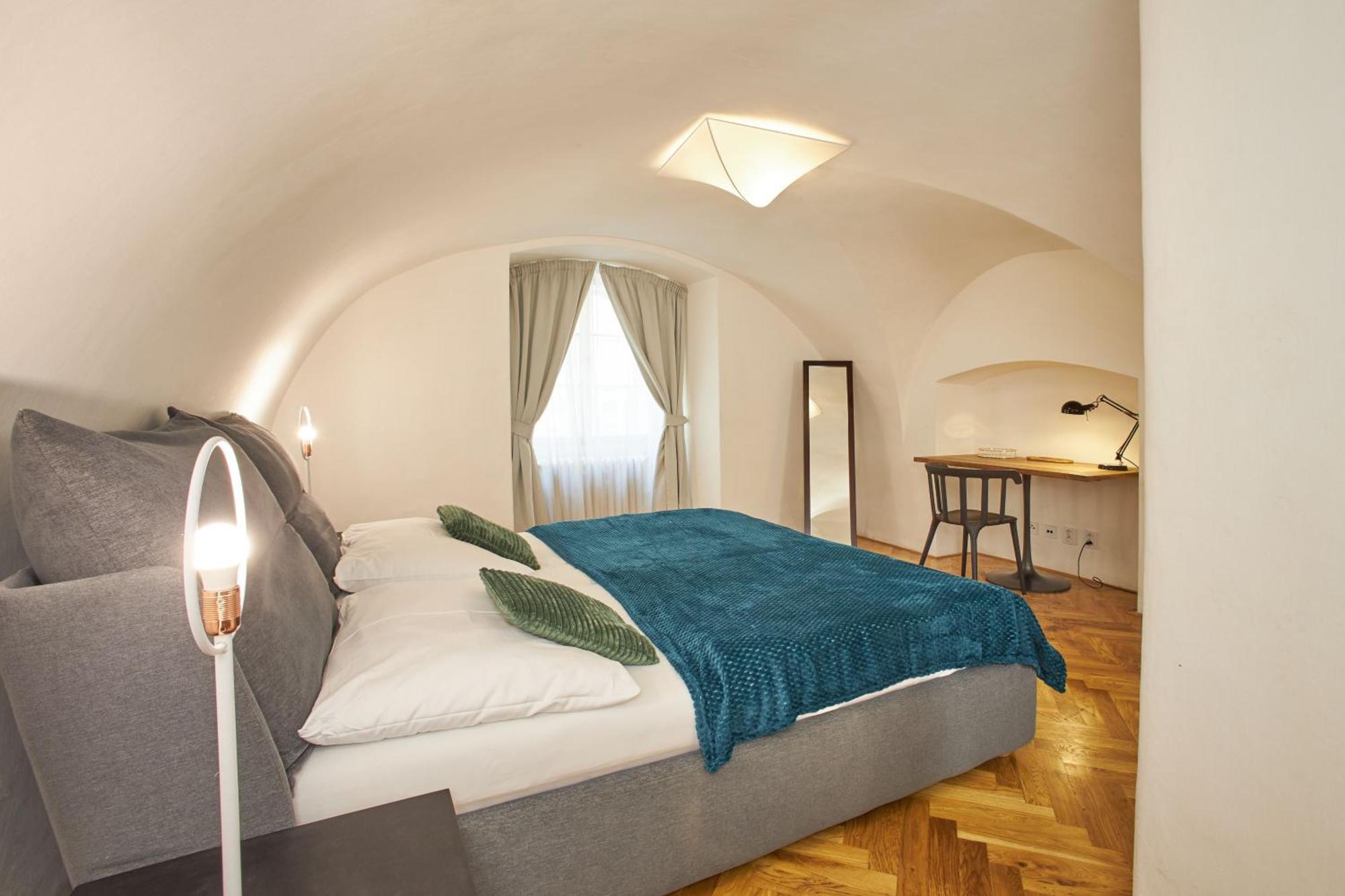 Lazenska N4 Apart Otel 4*