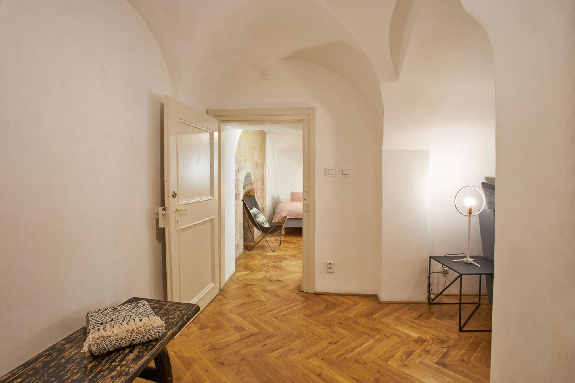 Lazenska N4 Apart Otel Prag