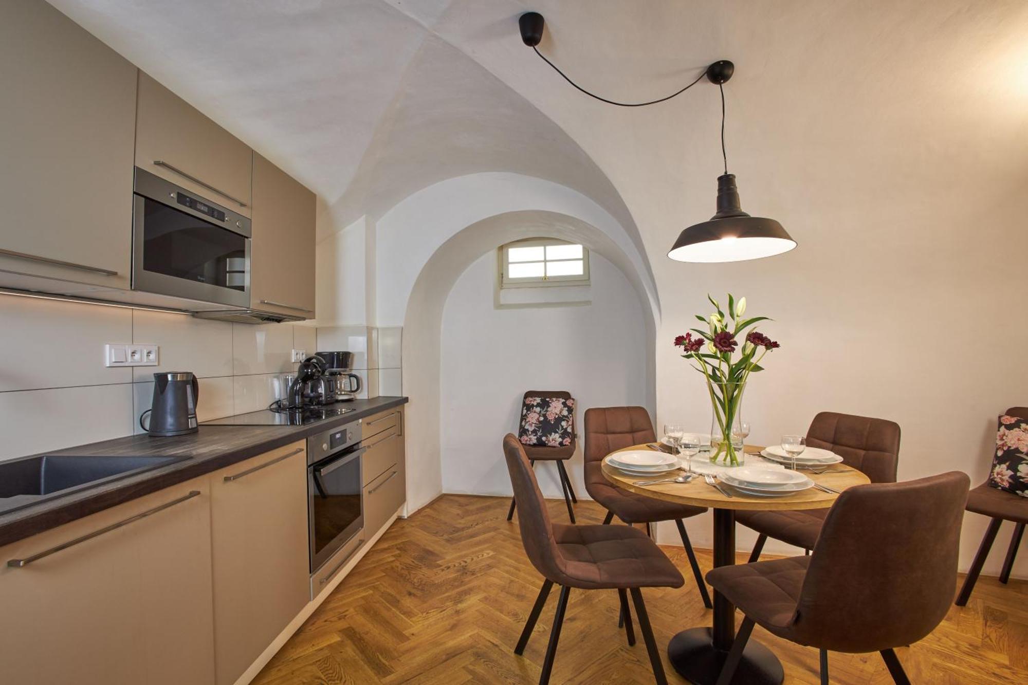 Apart Otel Lazenska N4