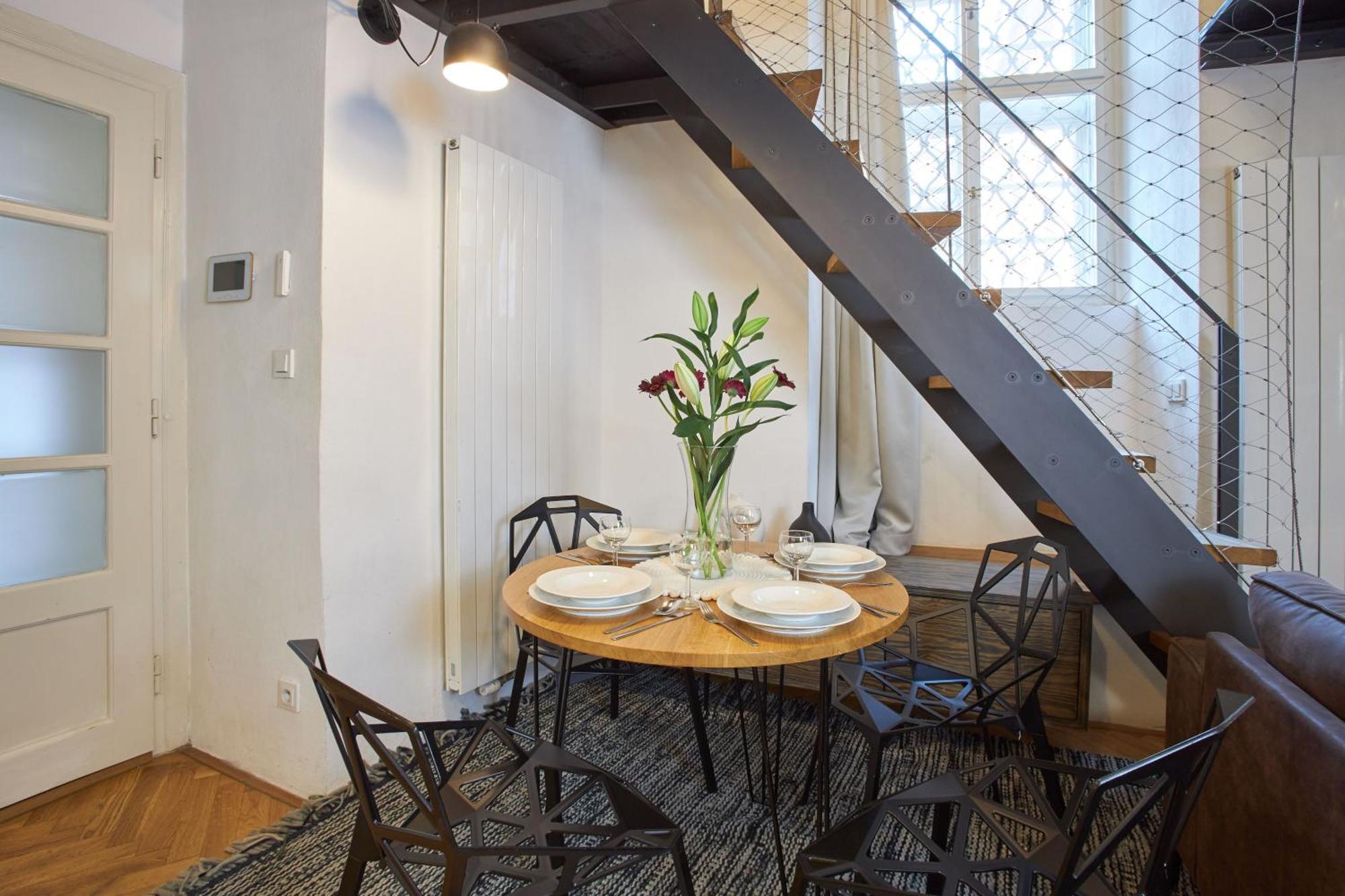 Lazenska N4 Apart Otel 4*