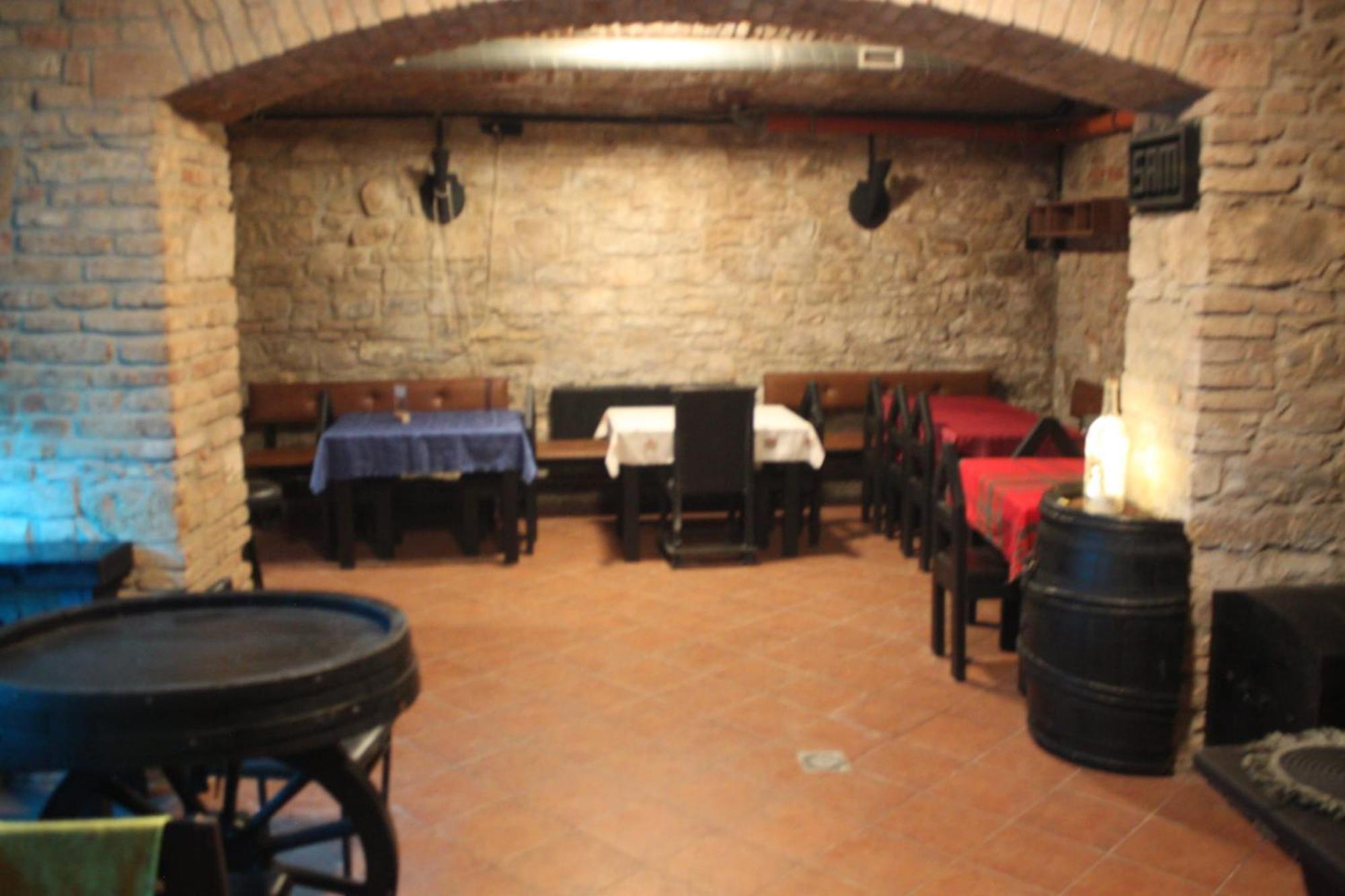 Hostel Alba
