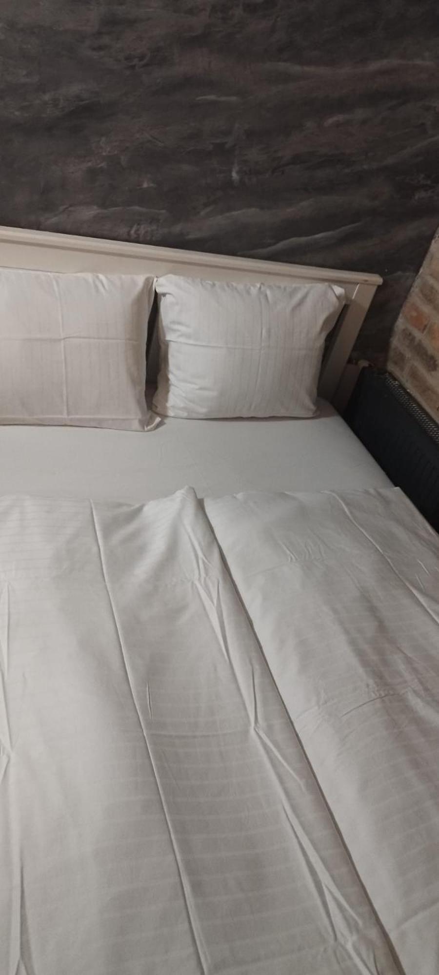Alba Hostel *