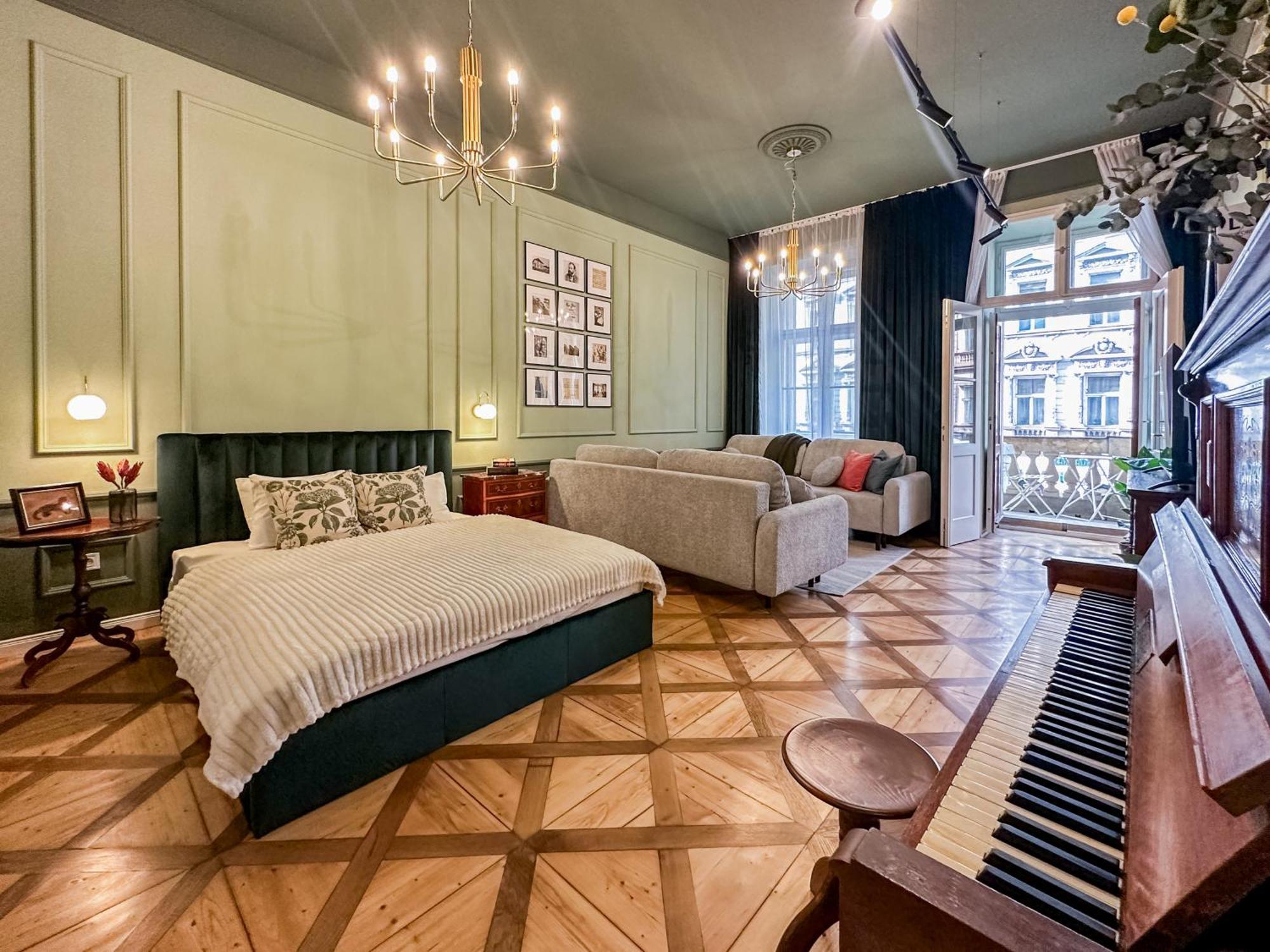 Turnkey I Antonin Dvorak Daire Prag
