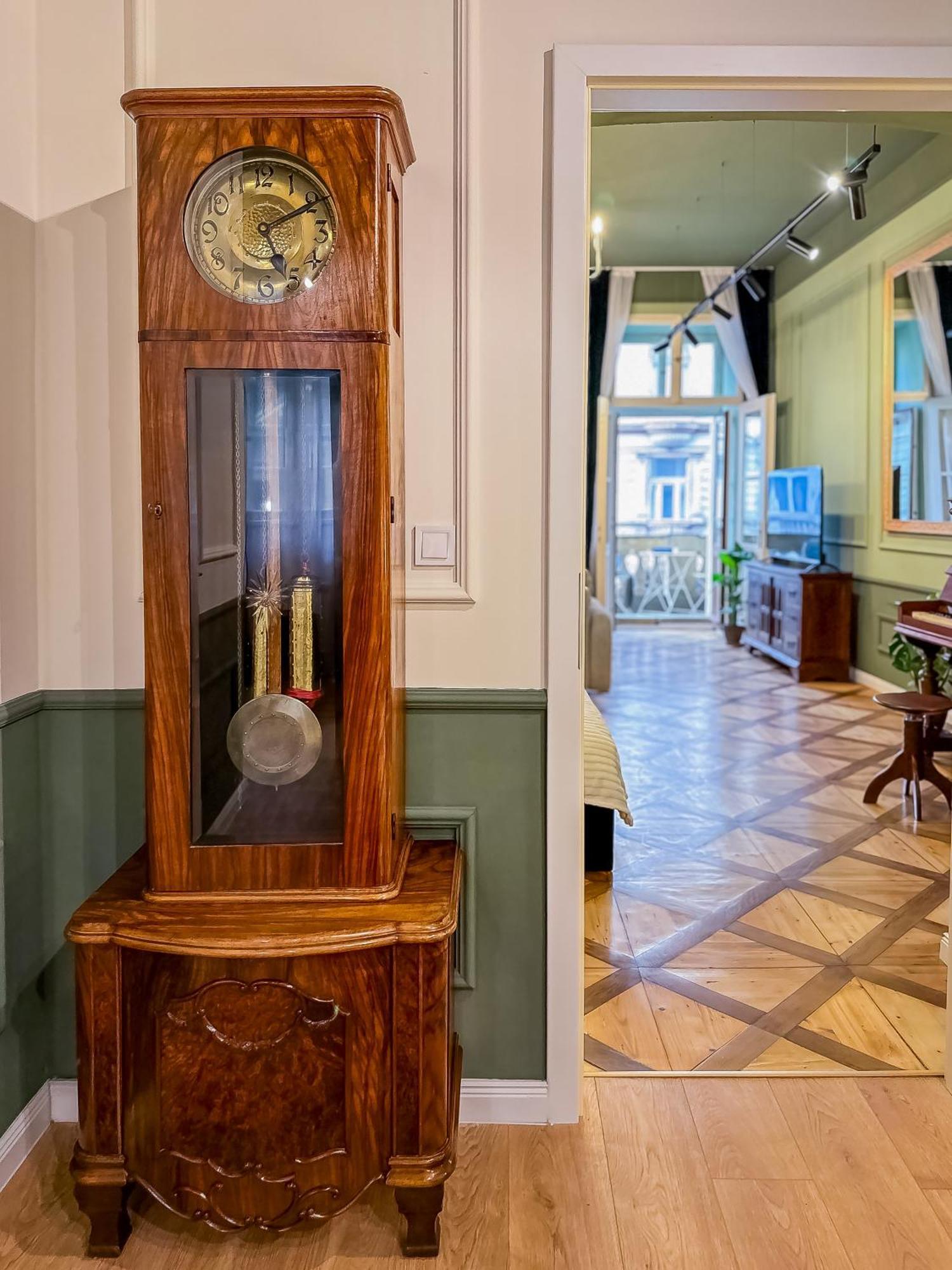 Turnkey I Antonin Dvorak Apartment Prague