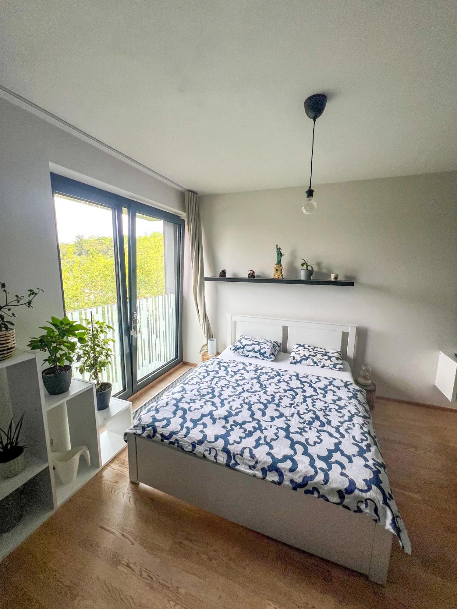 Garden Towers In Center Apartment Prague
