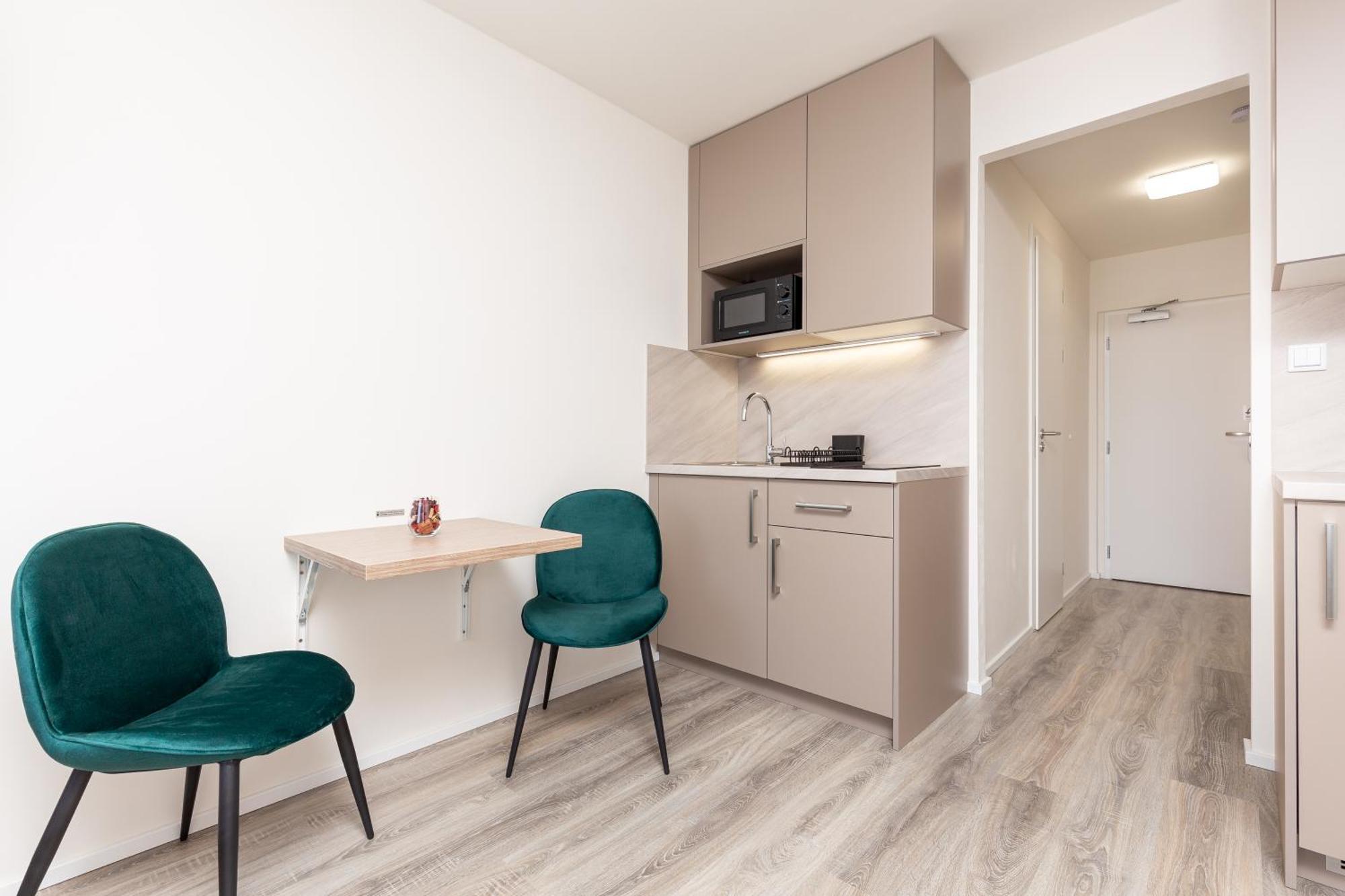 Skyline Apartment