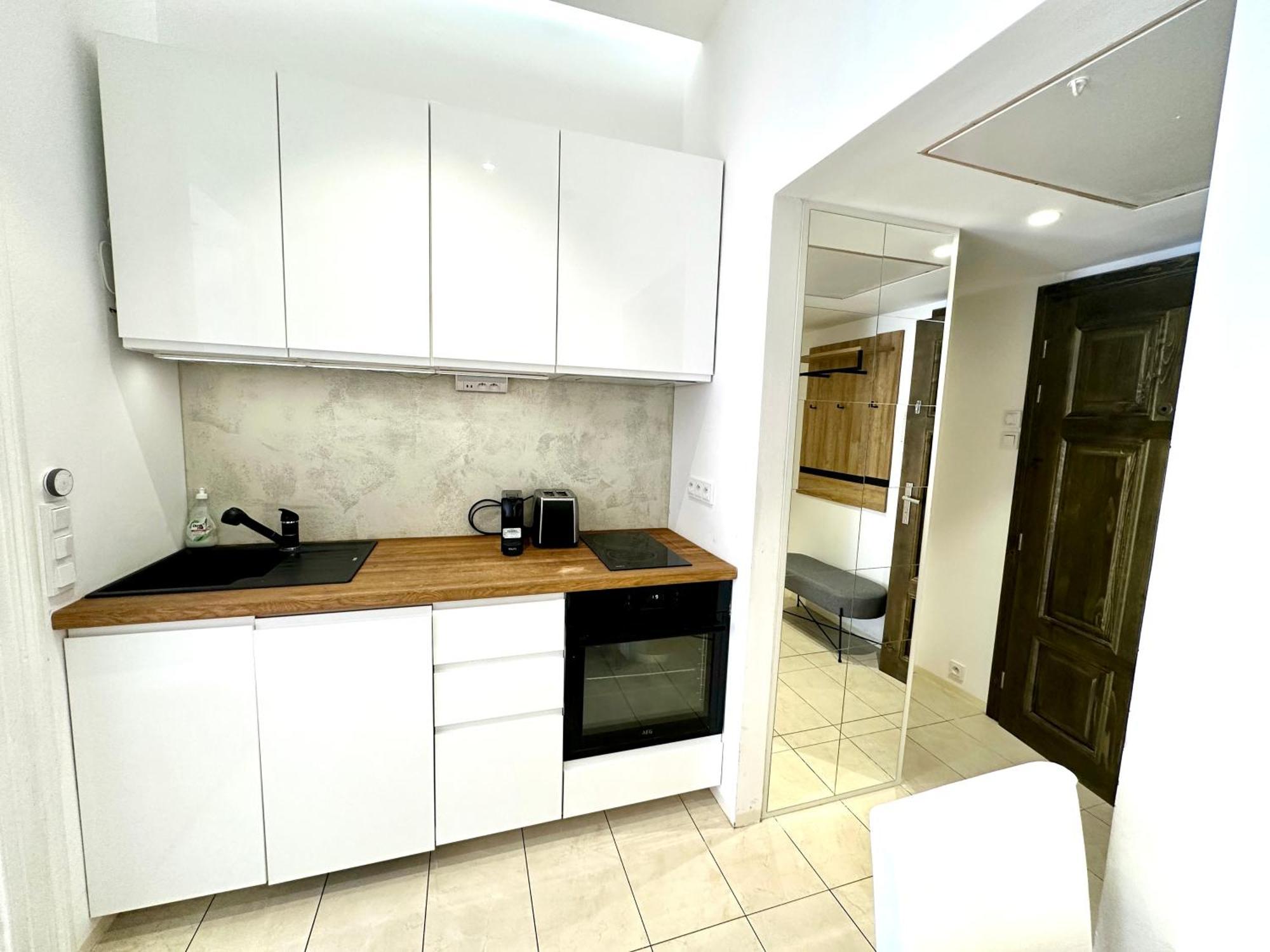 Fantastic Location! Superhost 5 Star Daire *