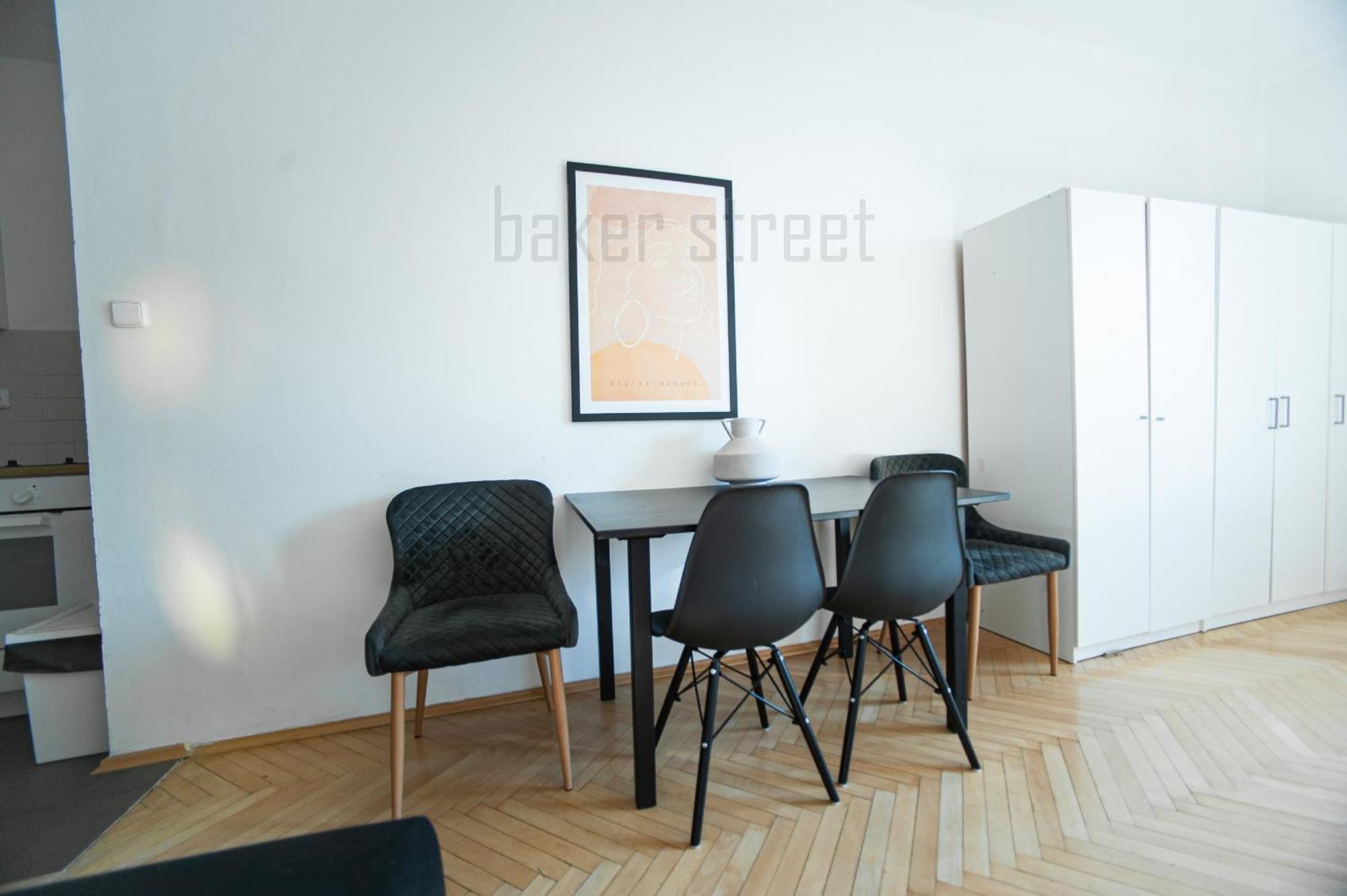 Daire One Bedroom Close To Castle Prag