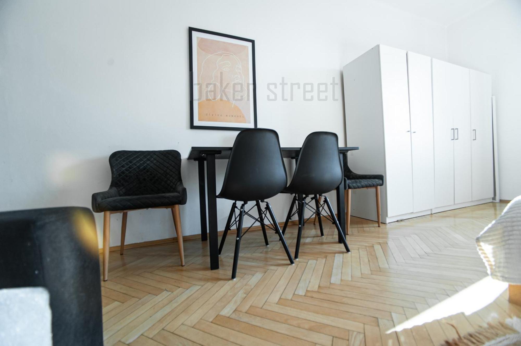 One Bedroom Close To Castle Daire