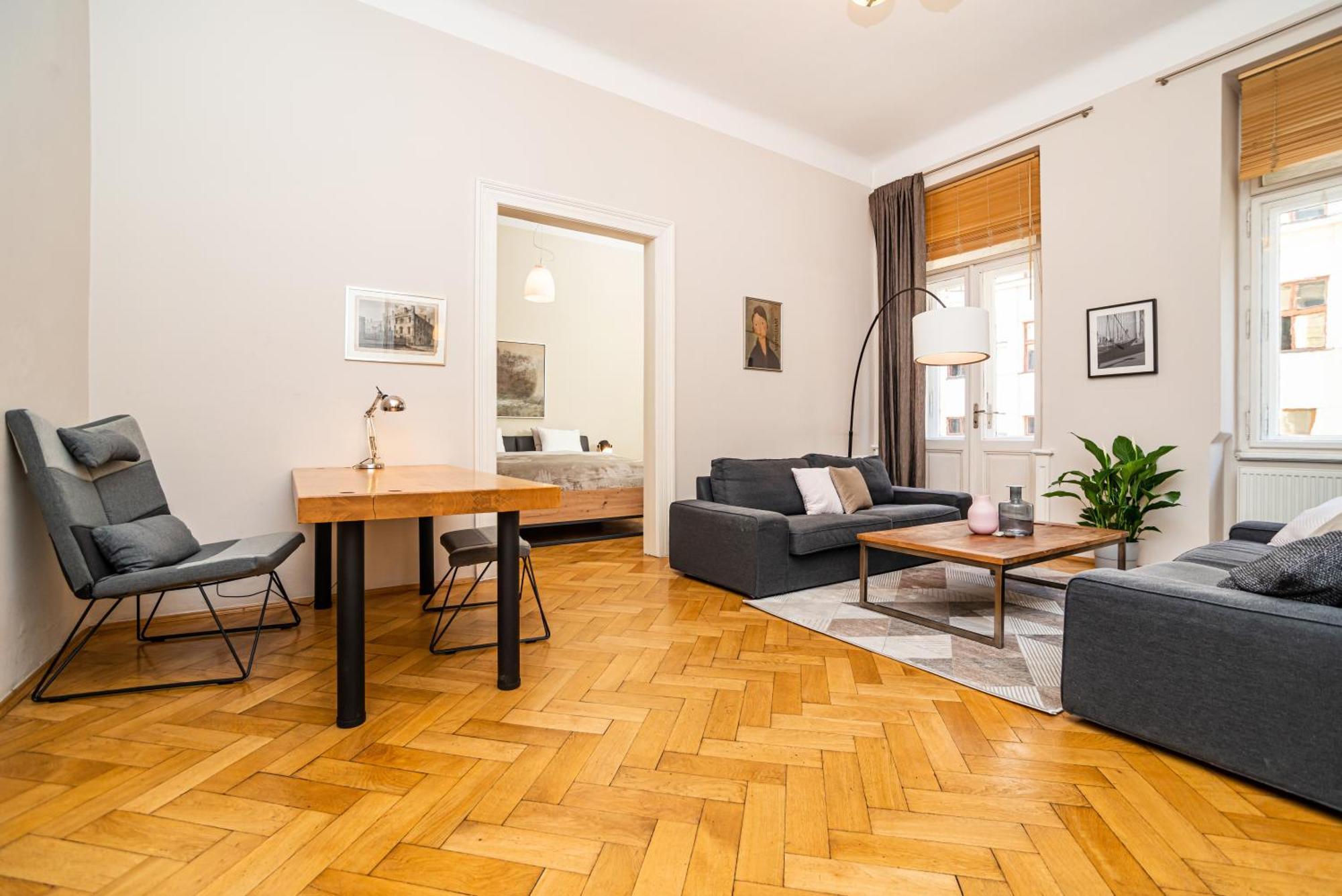 Large And Modern In The Heart Of Apartamento