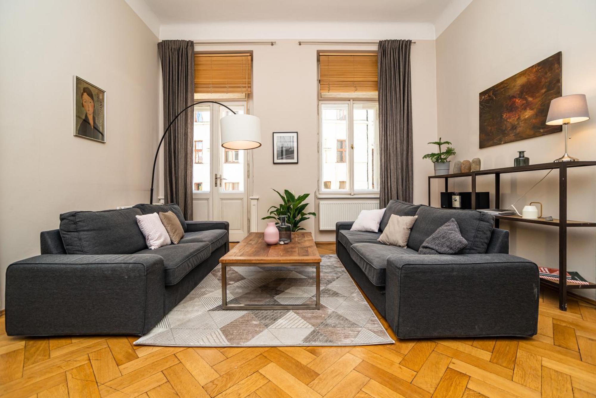 Apartamento Large And Modern In The Heart Of