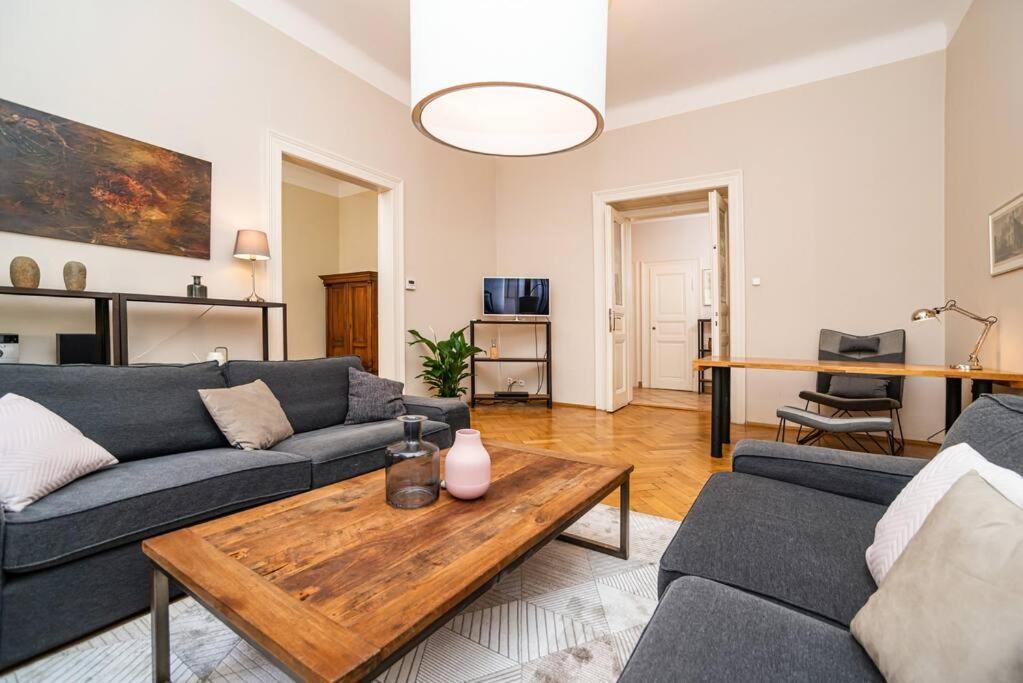 Large And Modern In The Heart Of Prague