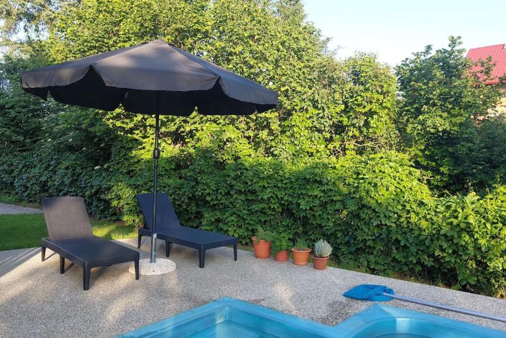 Klasicky Dum, 5 Loznic , 5 Bedrooms, Ferienhaus Prag