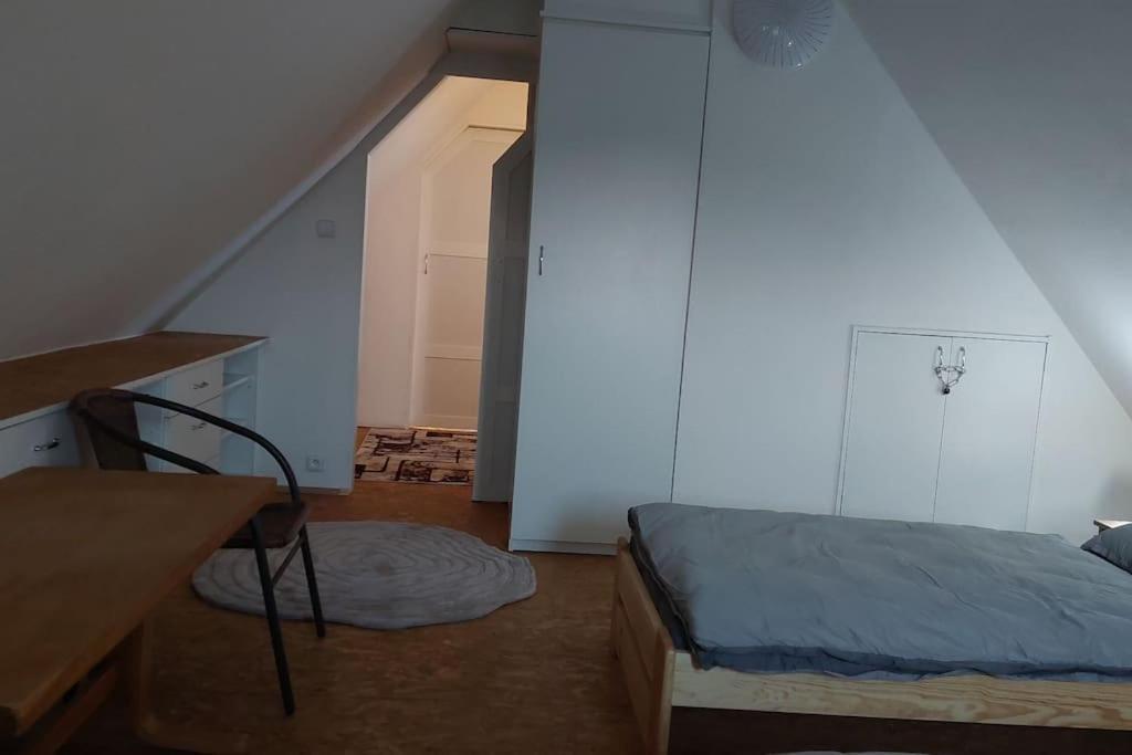 Klasicky Dum, 5 Loznic , 5 Bedrooms, Ferienhaus *