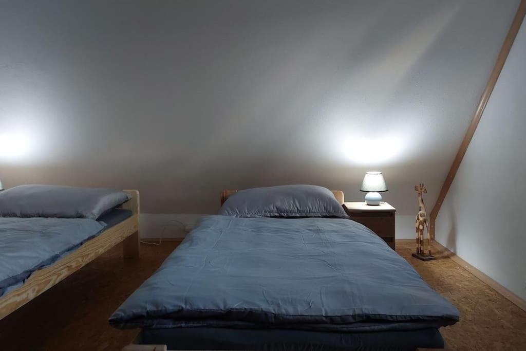 Klasicky Dum, 5 Loznic , 5 Bedrooms, Ferienhaus Prag