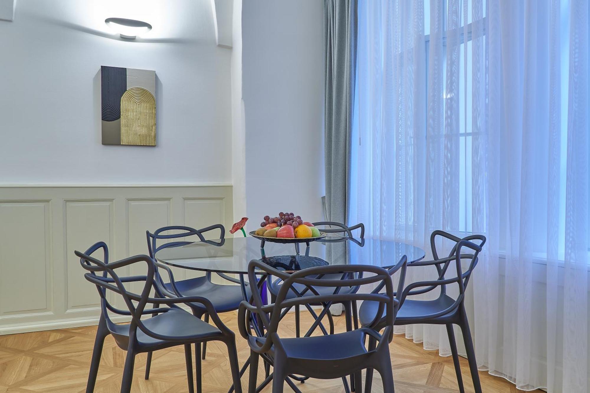 U 3 Pstrosu 4* Prague