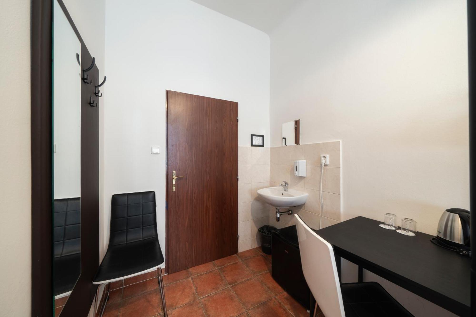 15 Homer Guest house