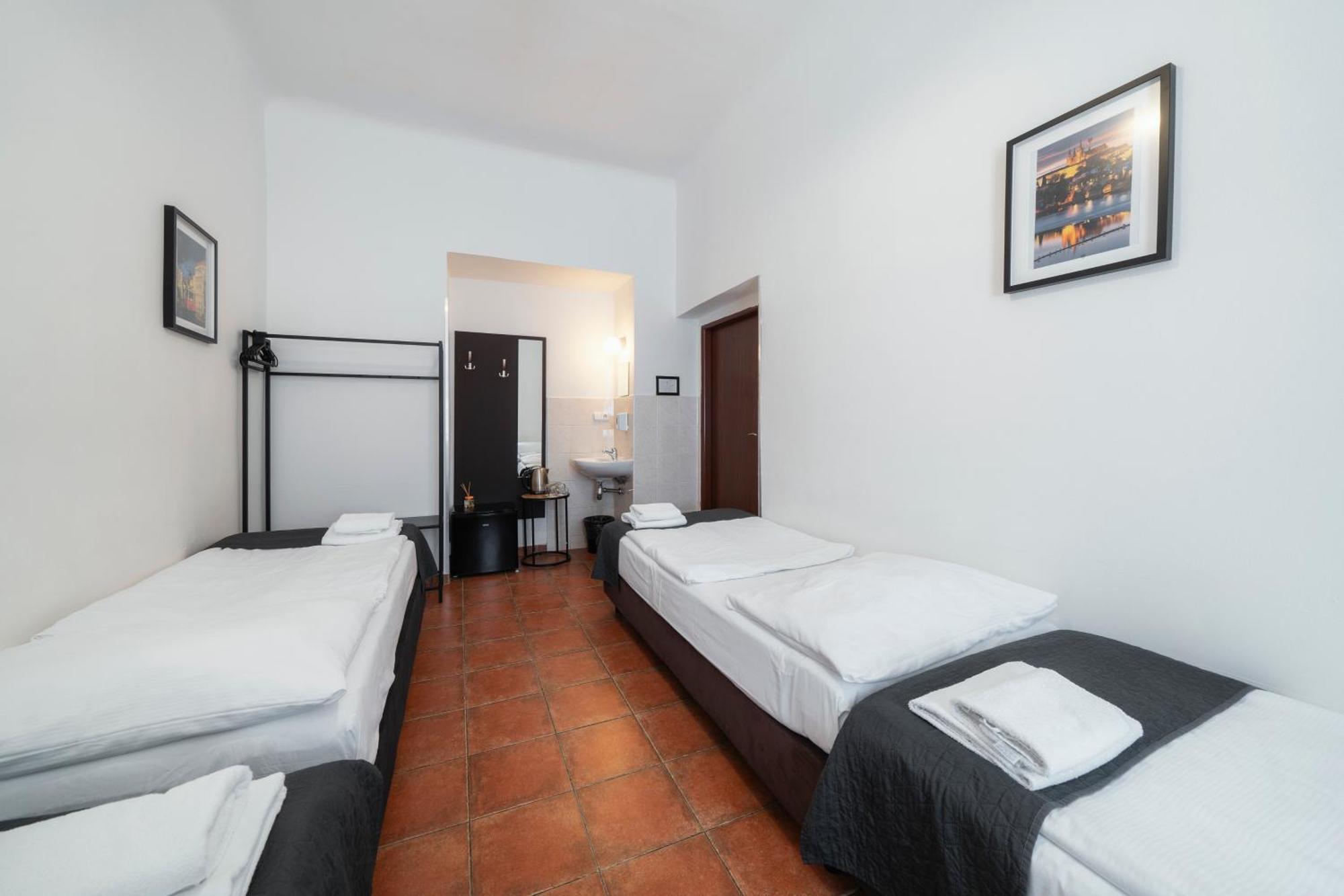 15 Homer Guest house *