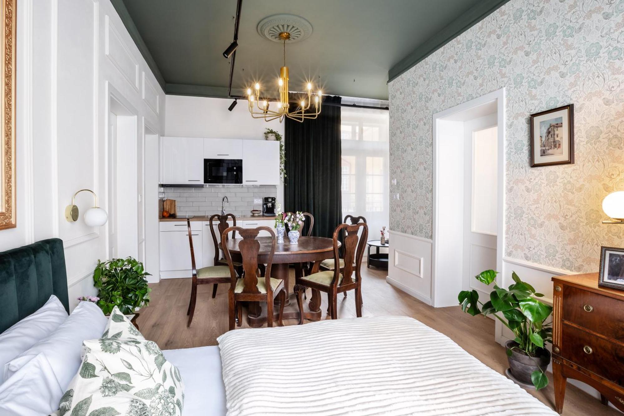 Turnkey I Antonin Dvorak Daire