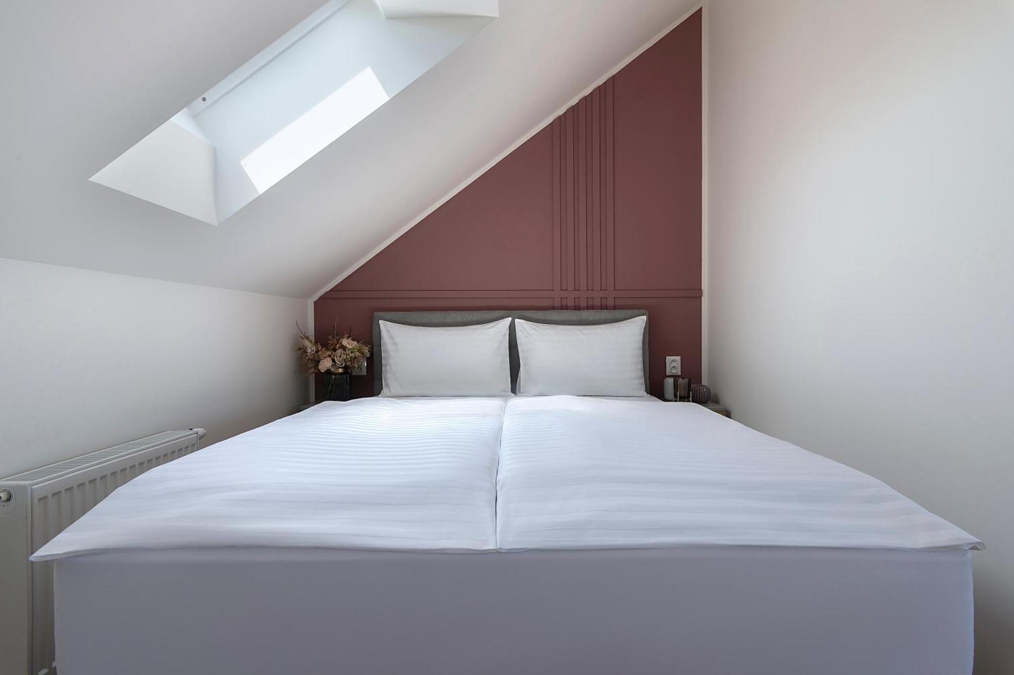 Encore Boutique By Dwellfort Praga