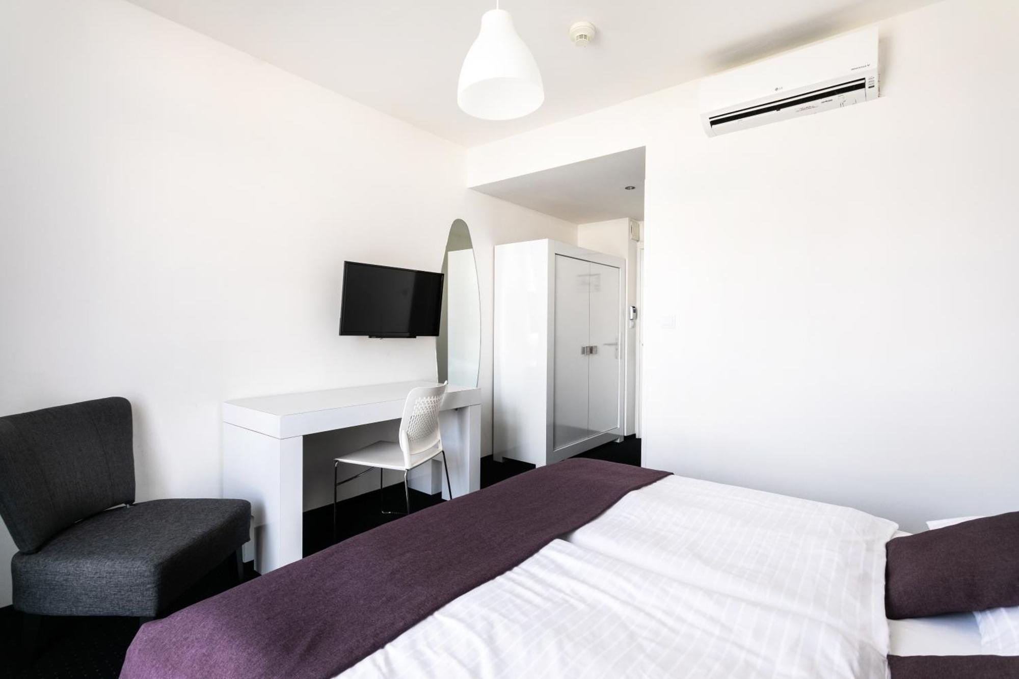 My Apollon 3* Prague