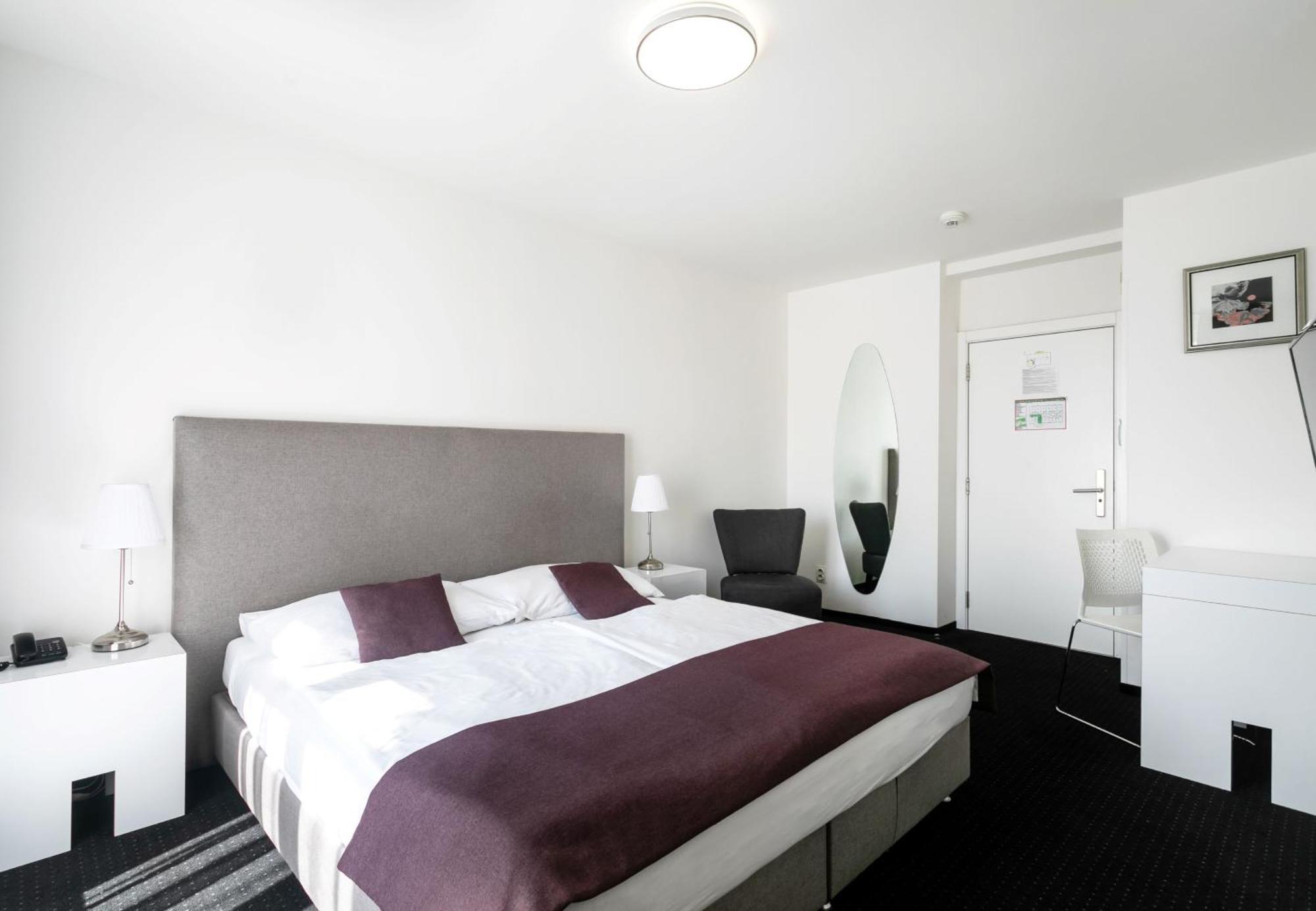 My Apollon 3* Prague