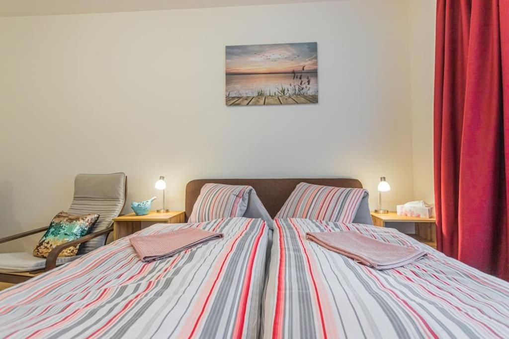 Flat With Bathtub & Balcony, Only 12min Centrum, 200mb Wifi