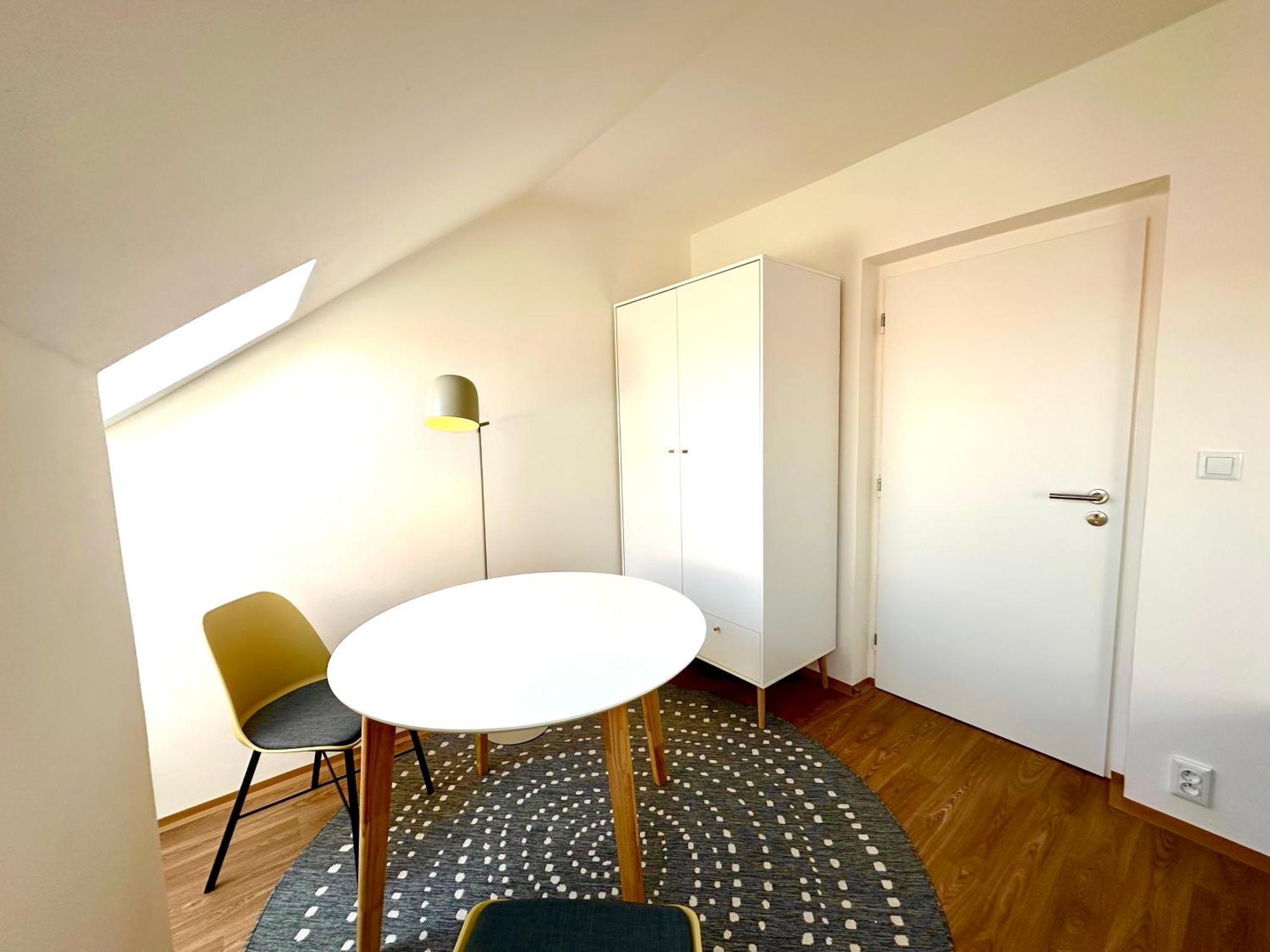 Hostel Onefam Arbes Prague