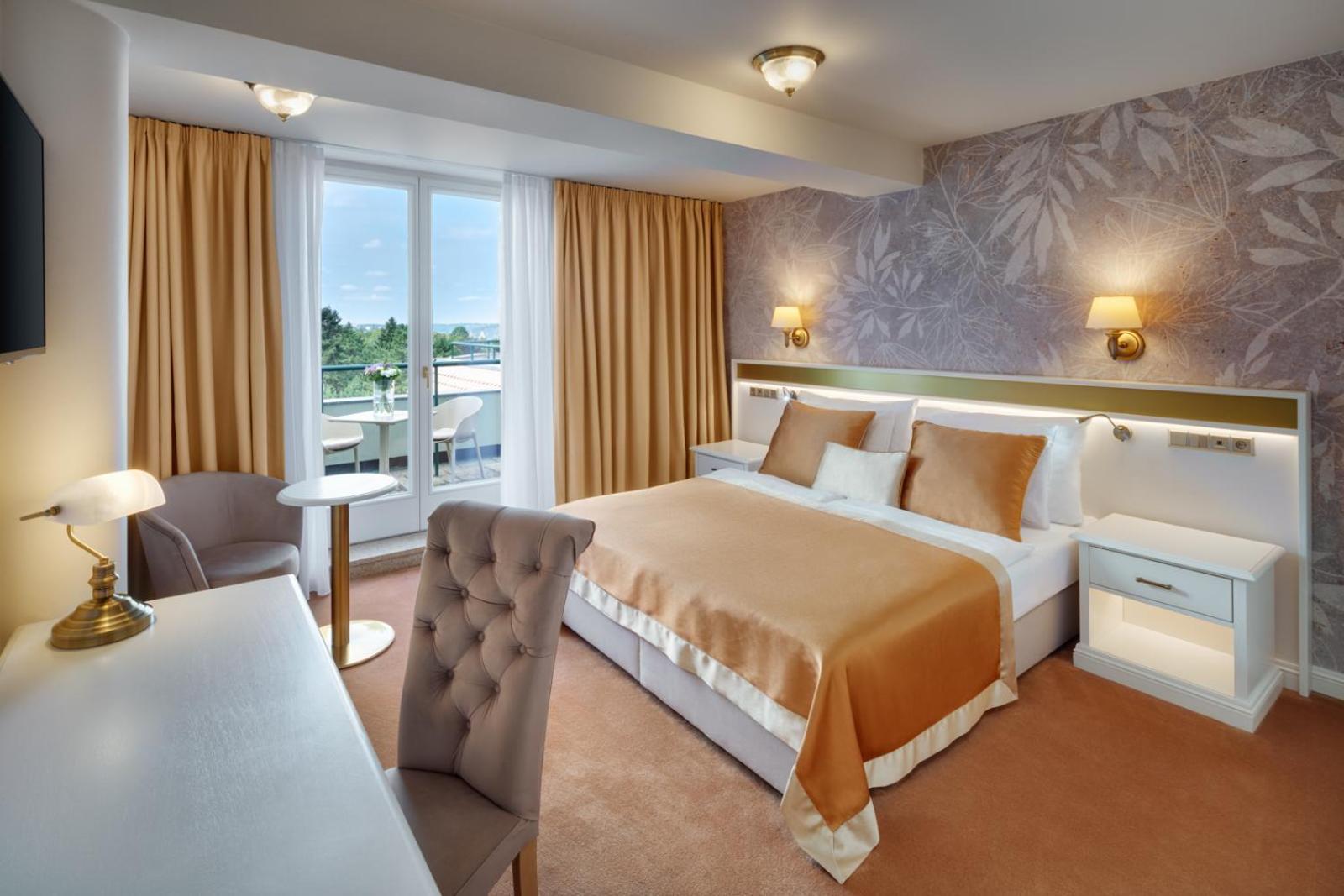 Hotel Savoy