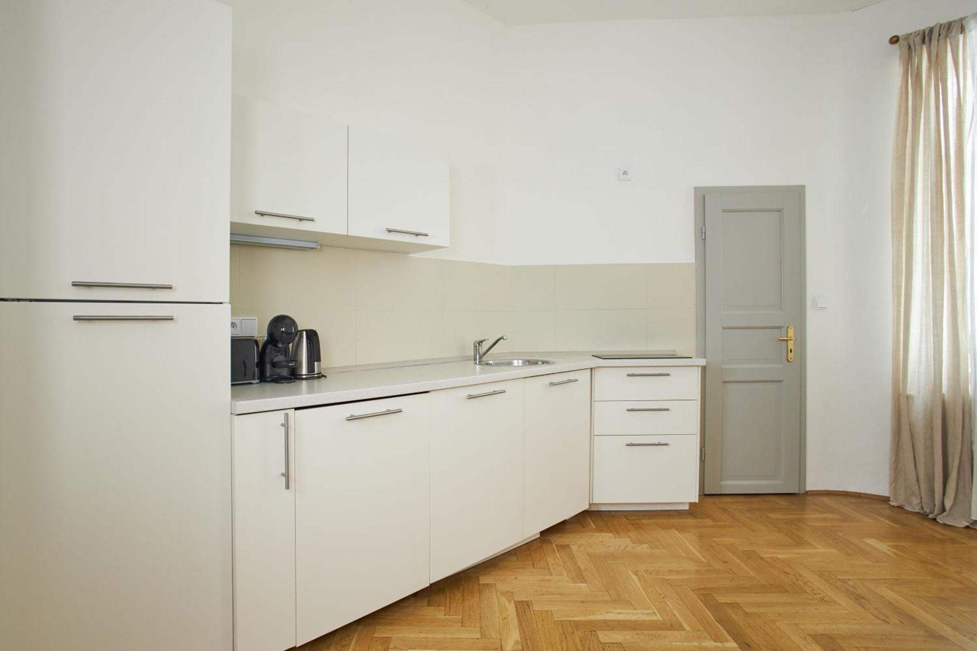 Apart Otel Wenceslas Square 4*